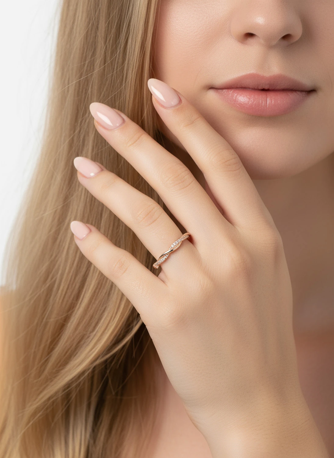 Işıltılı Sarmal Zarafet: Çilek Konsept 14 Ayar Rose Altın Taşlı Burgu Yüzük 15 Ölçü 1,12 GR Ürün Kodu: YZ08650