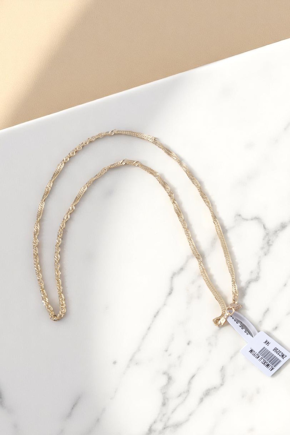 Klasik Singapur (Burgulu) Model Zarif 14 Ayar Altın Zincir Kolye (50cm) - Alimoğlu Kuyumculuk 4,78 GR Ürün Kodu: ZNC3258