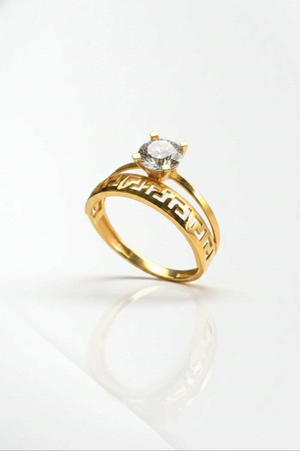 22 Ayar Altın Grek (Versace) Desenli Tektaş Görünümlü Yüzük 3,05 Gr Ürün Kodu: YZ06816