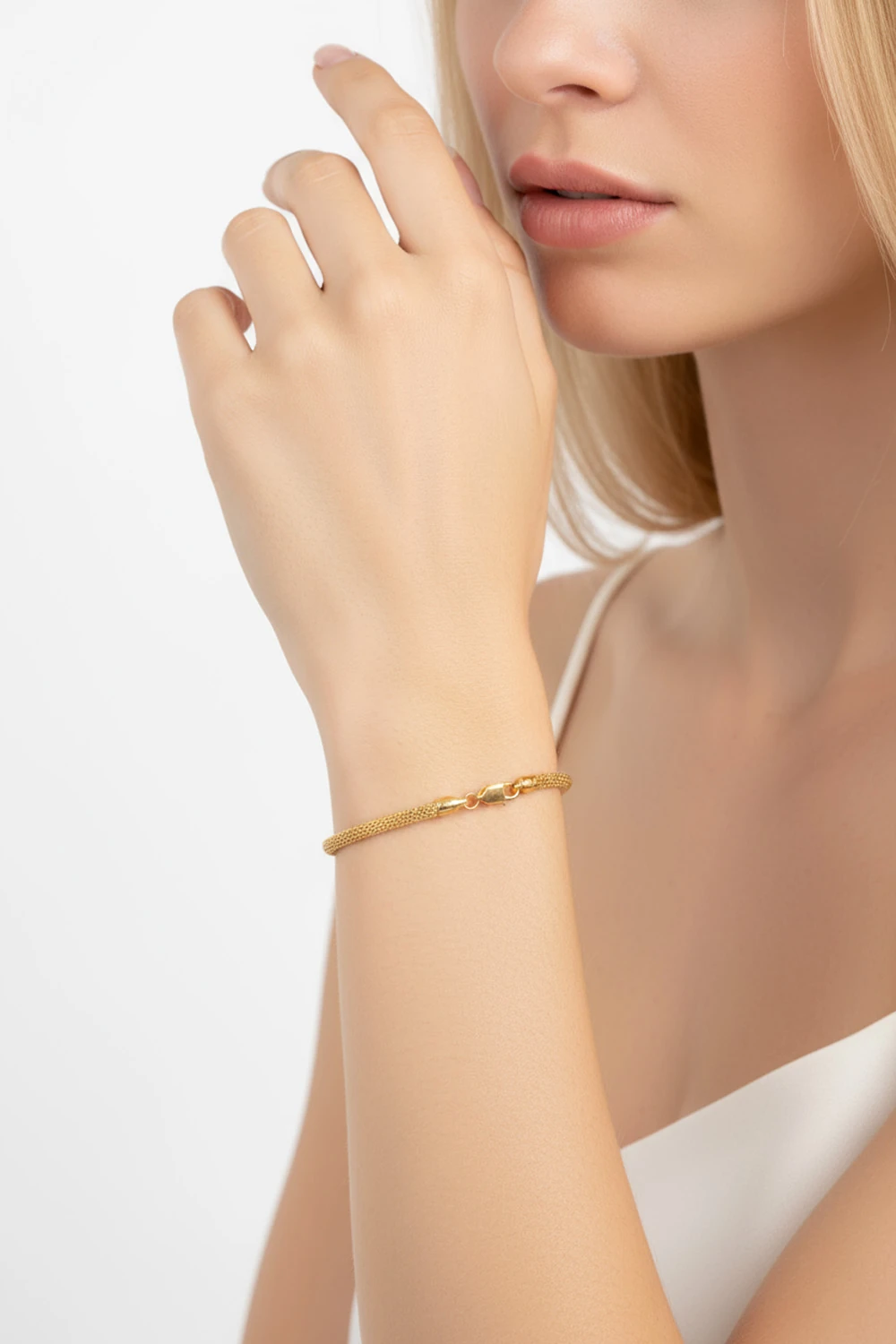 22 Ayar Altın Örgü Zincir Bileklik (Künye): Yatırımlık Değer ve Göz Alıcı Şıklık 7 GR Ürün Kodu: KNY6166