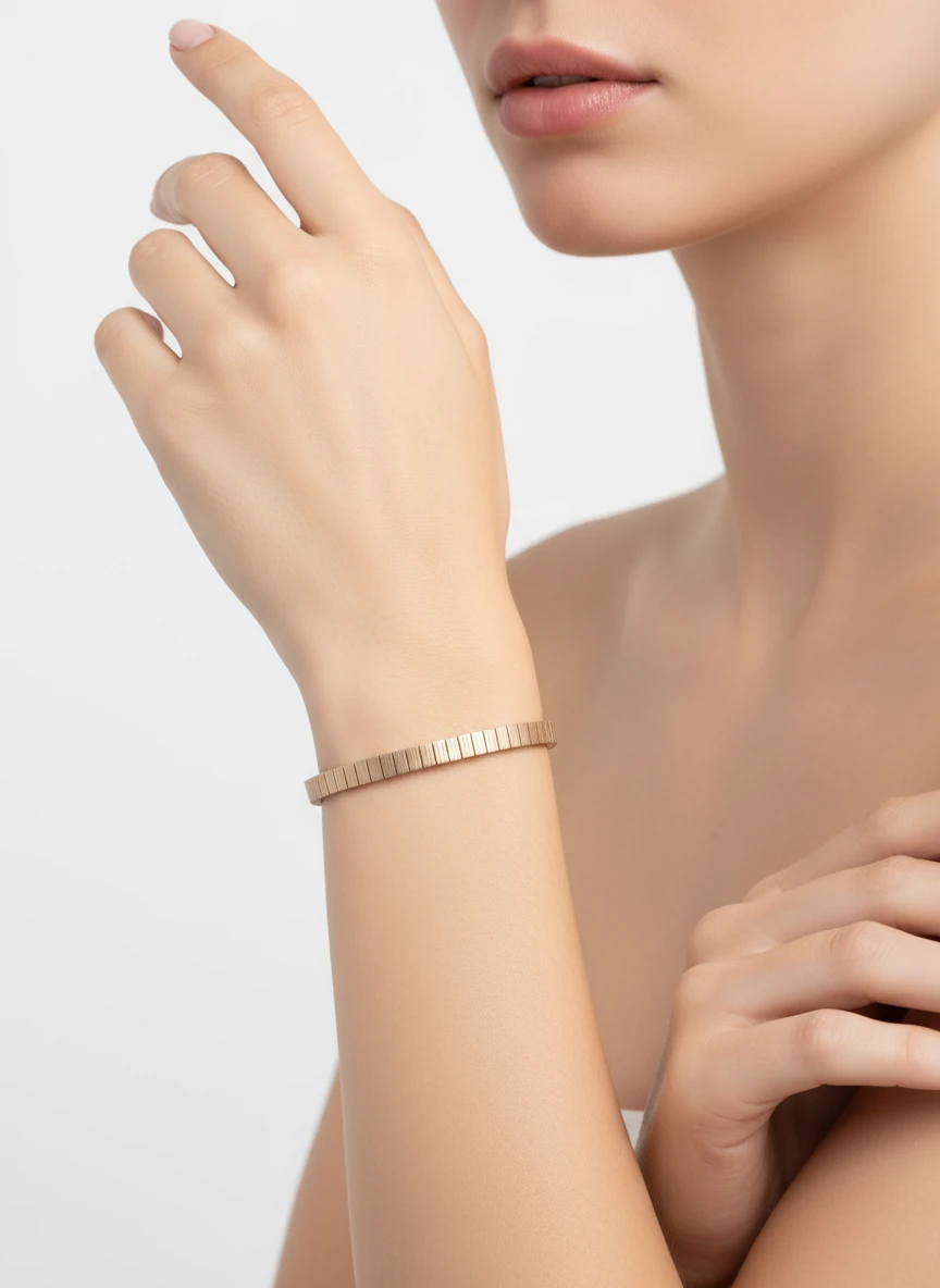 Minimalist Lüks: 14 Ayar Altın Modern Geometrik Baklalı Bileklik 17 CM 10,54 GR Ürün Kodu: KNY6209