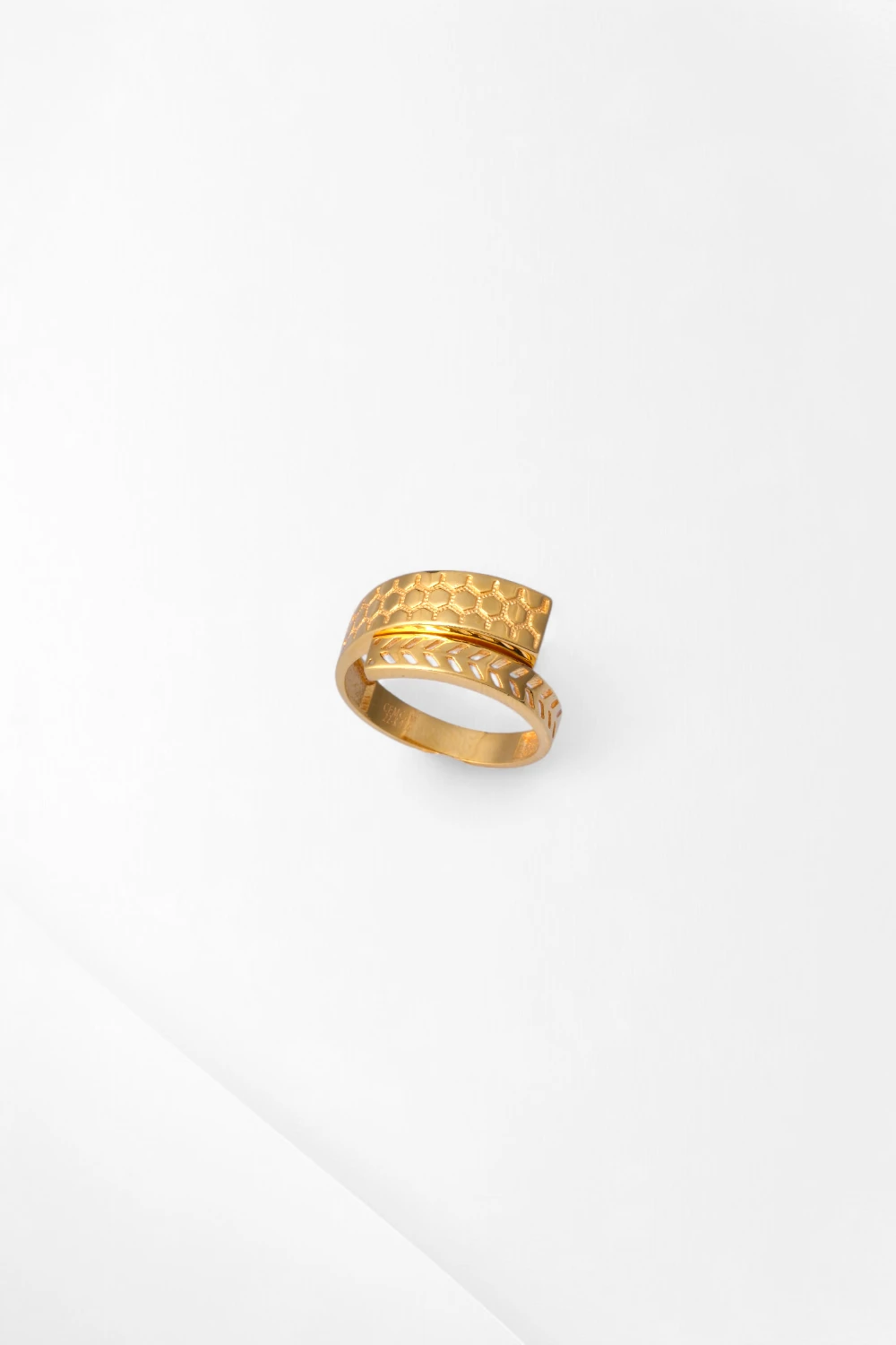 22 Ayar Altın Petek ve Dal Motifli Modern Yüzük 4,33 GR Ürün Kodu: YZ07585