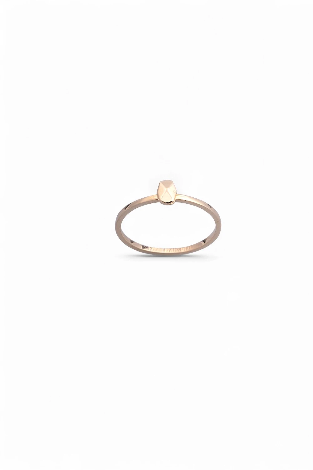 14 Ayar Rose Altın Minimalist Kalp Yüzük: Aşkın En Narin ve Zarif Simgesi 0,97 GR Ürün Kodu: YZ08622