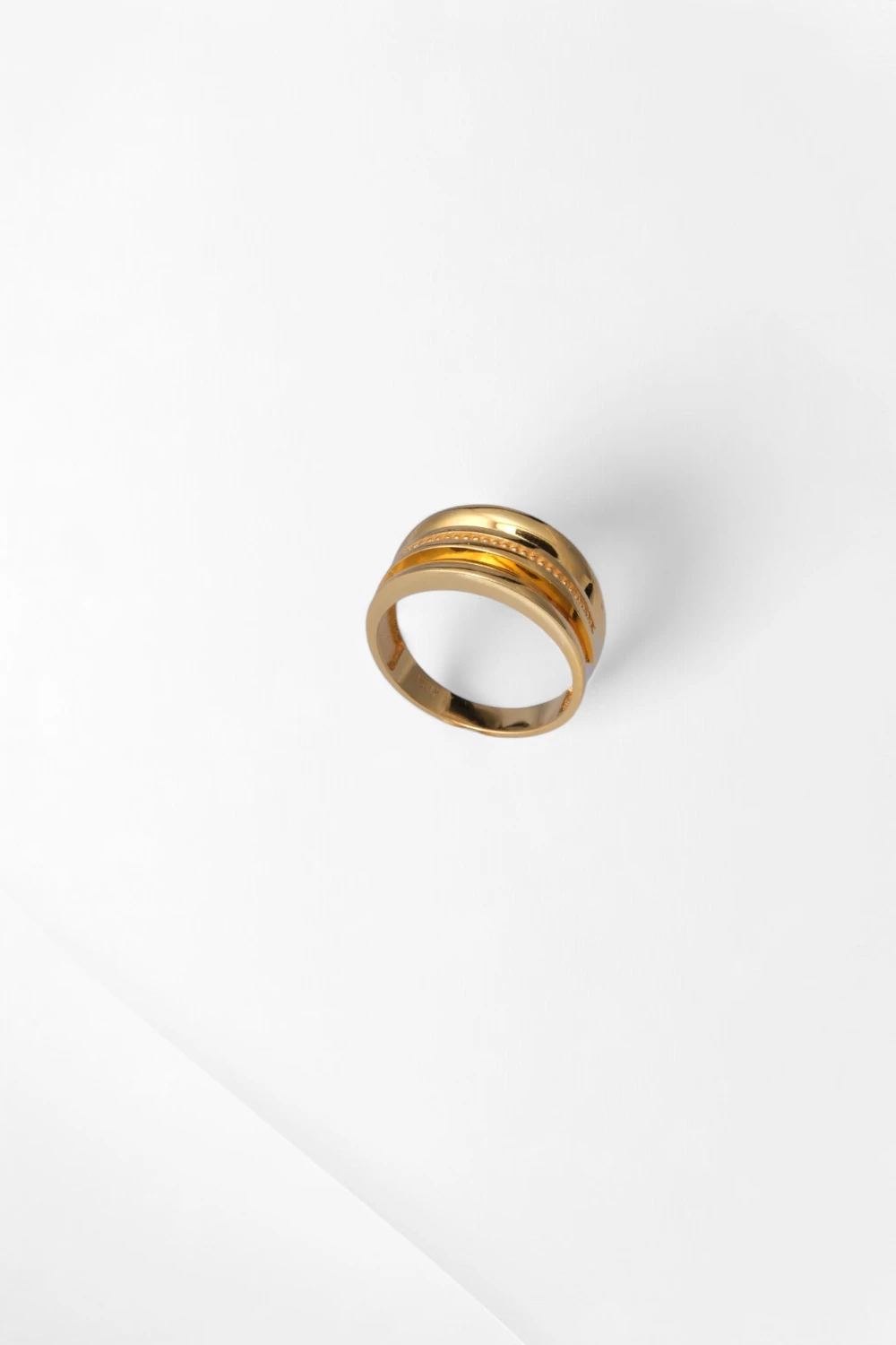 Şehirli Hatlar: 22 Ayar Modern Kanallı Tasarım Yüzük 5,83 GR Ürün Kodu: YZ06501