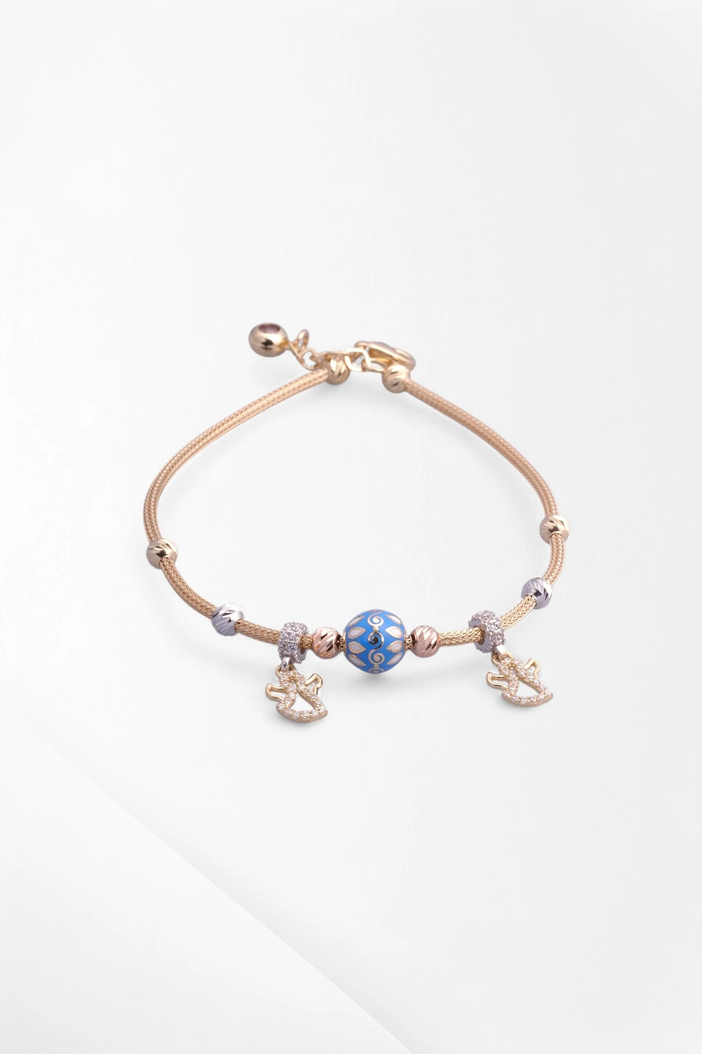 Koruyucu Meleğin Dokunuşu: 14 Ayar Altın Melek Kanatlı & Mavi Mineli Pandora Stil Bileklik 18-21 CM Ayarlı 5,80 GR Ürün Kodu: KNY6204