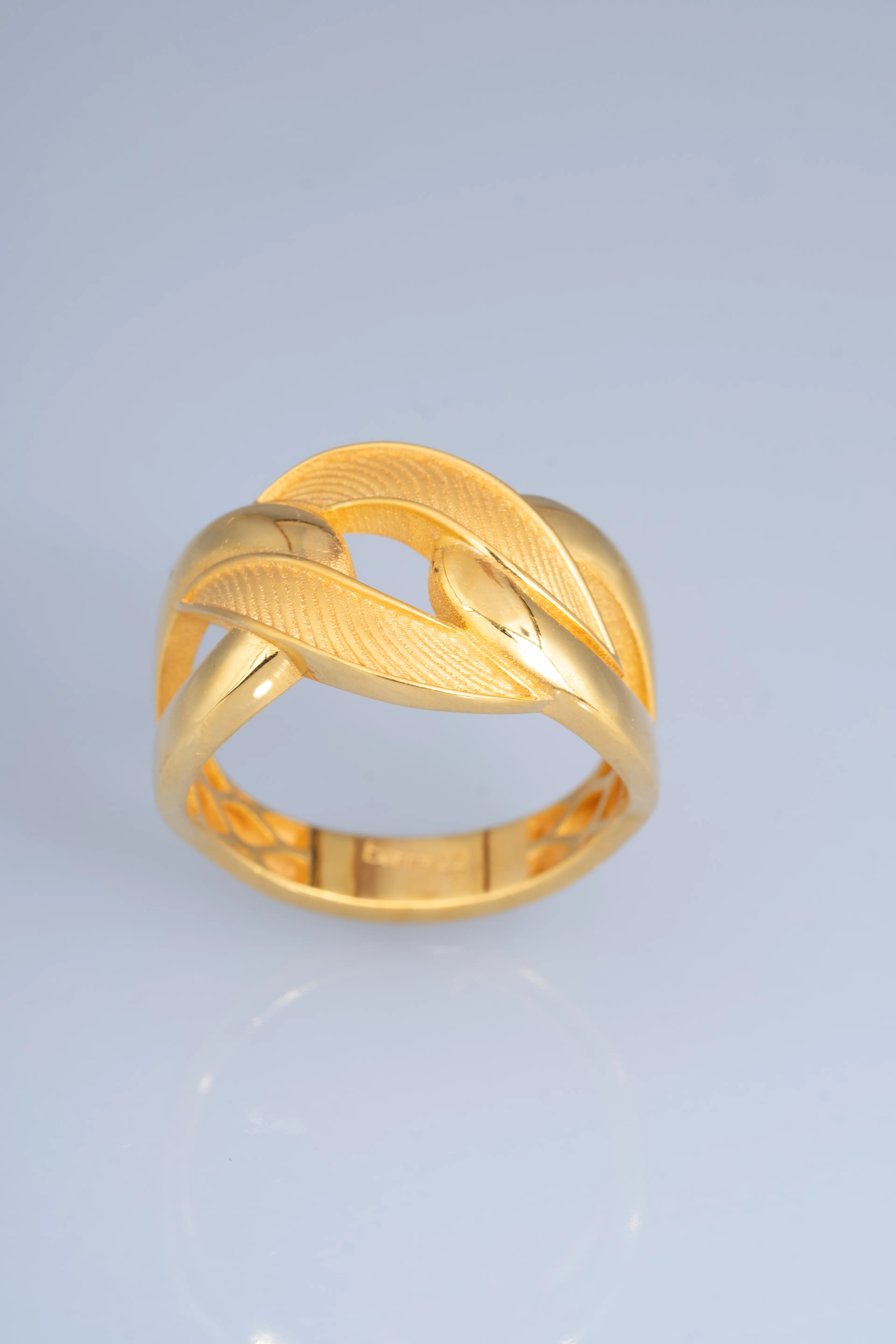 22 Ayar Altın Örgü Motifli Zarif Yüzük 5,32 GR Ürün Kodu: YZ07819