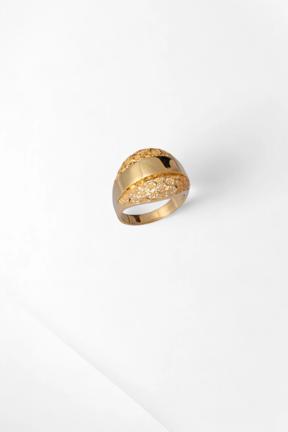 Altın Dantel: 22 Ayar Ajur İşlemeli Gösterişli Yüzük 8,21 GR Ürün Kodu: YZ06514