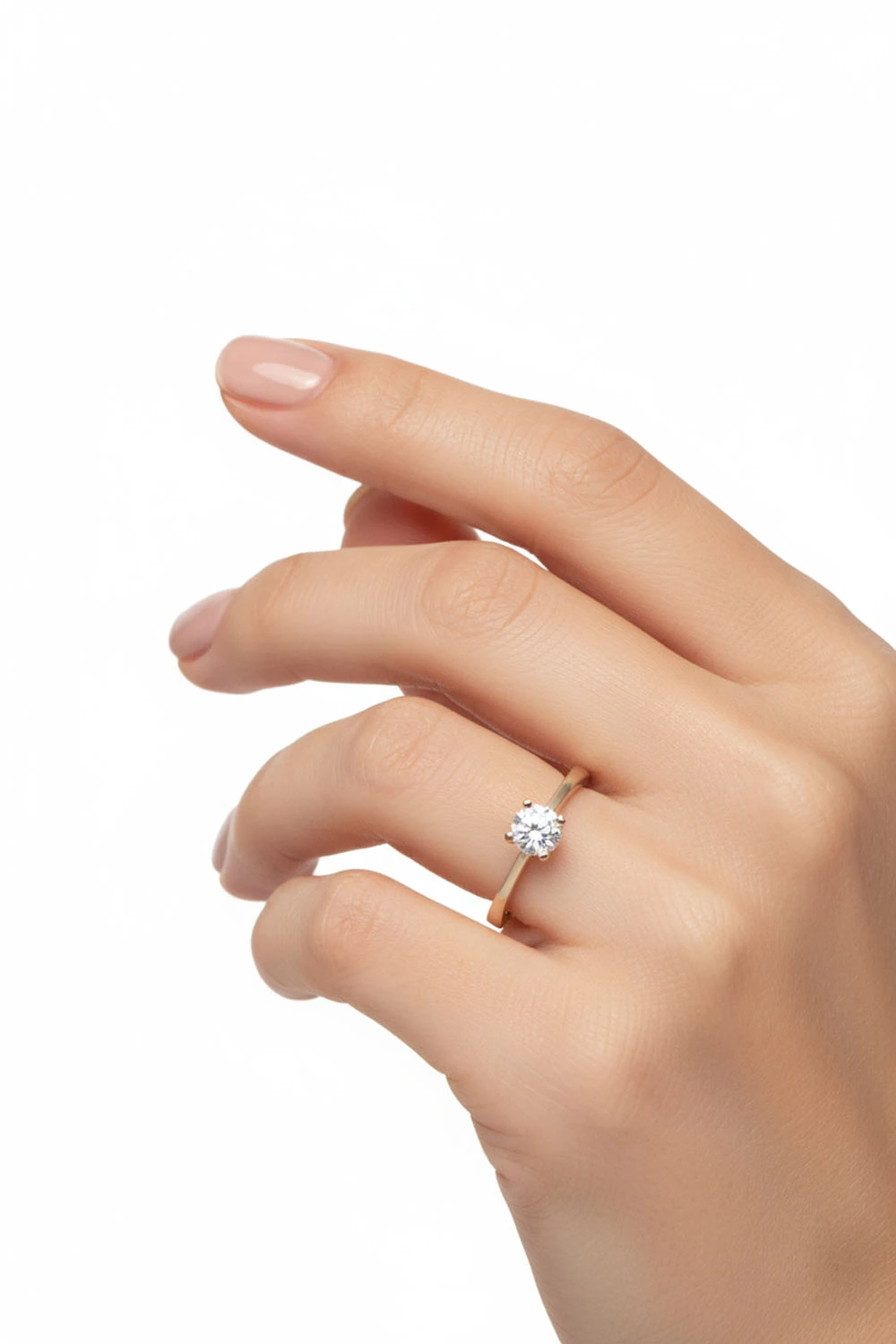 Gösterişli ve Değerli: 14 Ayar Klasik Zirkon Tektaş Yüzük 3,50 GR Ürün Kodu: YZ07900