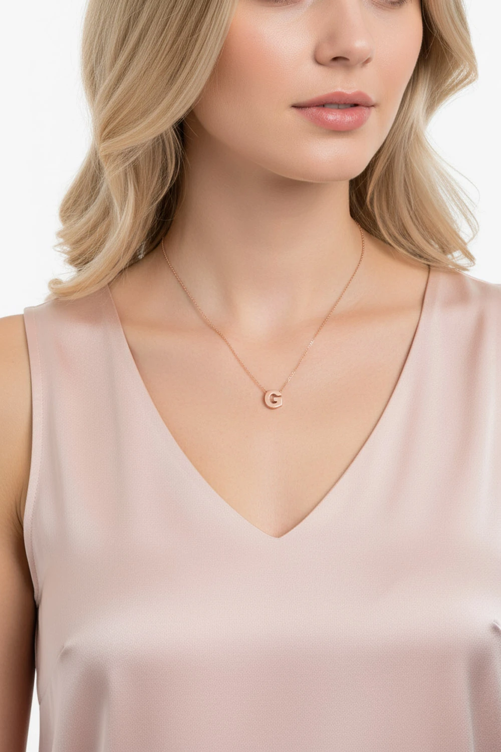 14 Ayar Altın G Harf Kolye: İsminizin Baş Harfiyle Gelen Modern Zarafet 1,71 GR Ürün Kodu: KLY5472