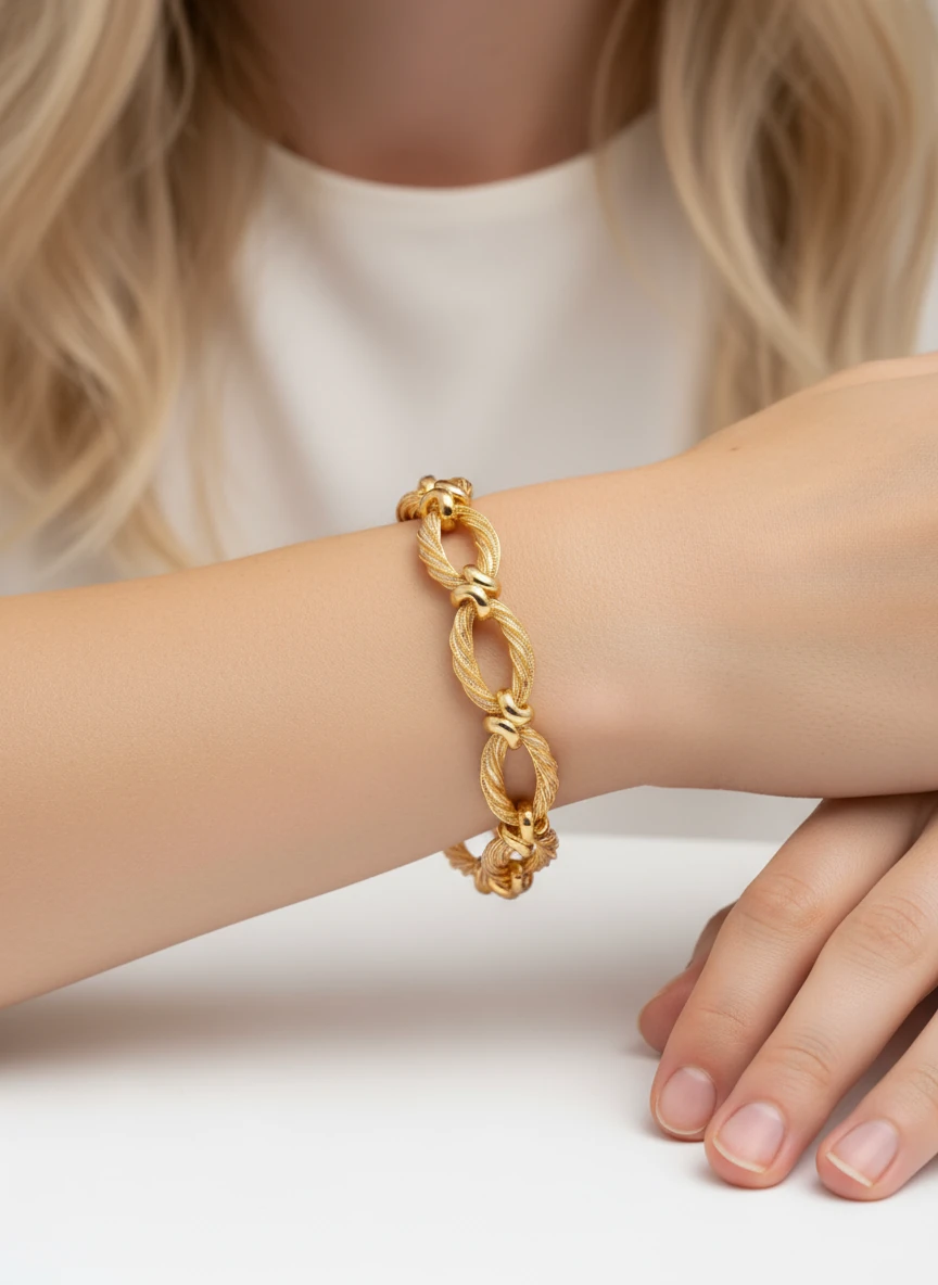 İhtişamlı Zarafet: 14 Ayar Altın Hallow Burgu Tasarım Bileklik 20 CM 13,83 GR Ürün Kodu: KNY6210