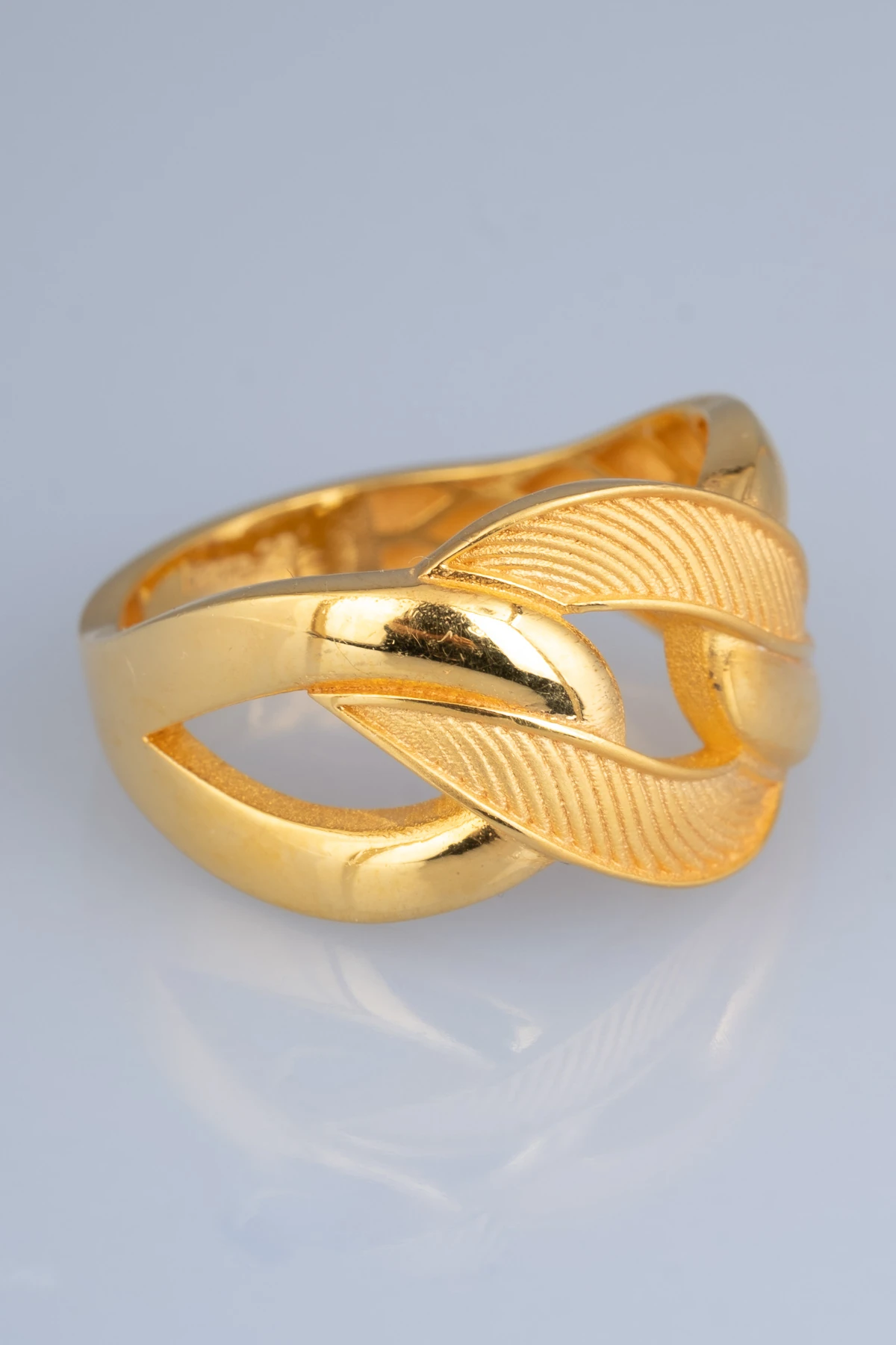 22 Ayar Altın Örgü Motifli Zarif Yüzük 5,32 GR Ürün Kodu: YZ07819