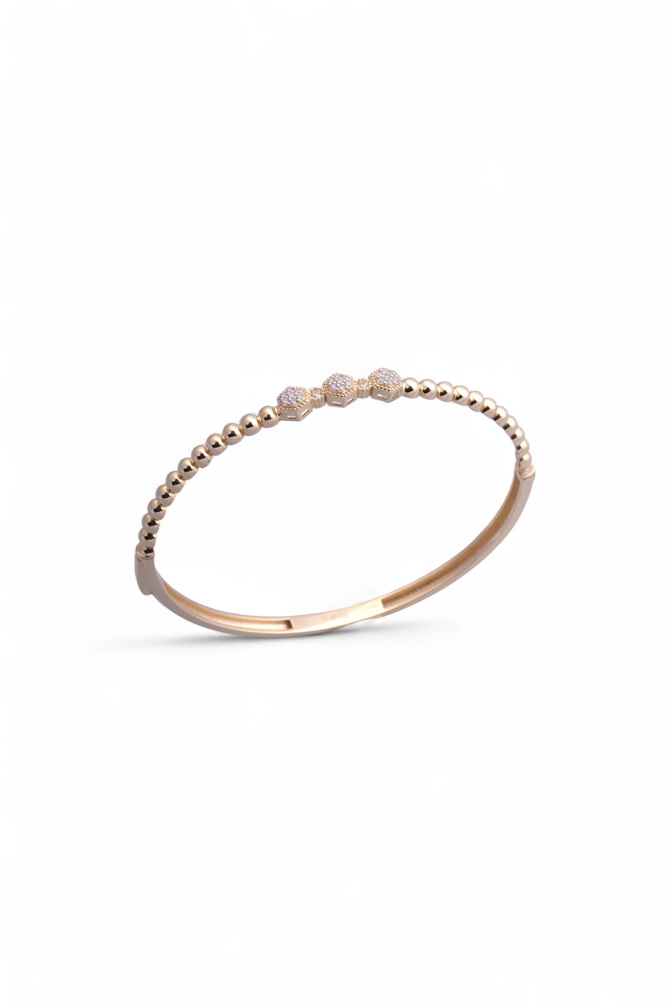 Zarafetin Işıltılı Yansıması: 14 Ayar Altın Taşlı Dorika Kelepçe Bilezik 7 GR Ürün Kodu: KLP2577