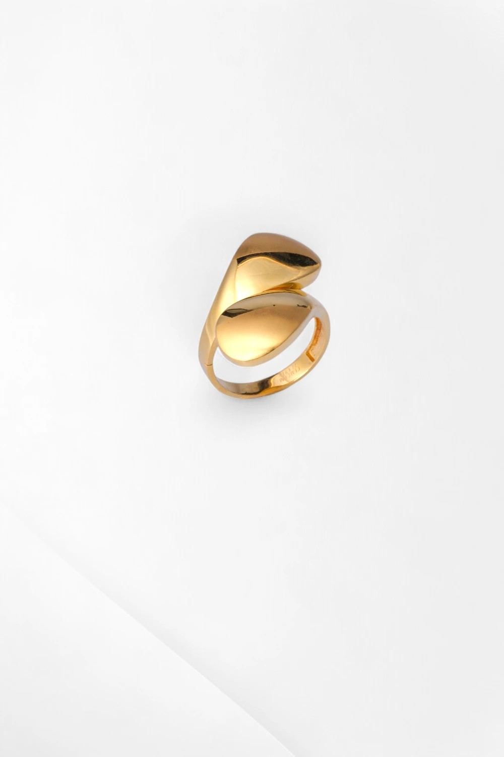 22 Ayar Altın Oval Formlu Modern Yüzük 7,26 GR Ürün Kodu: YZ07557
