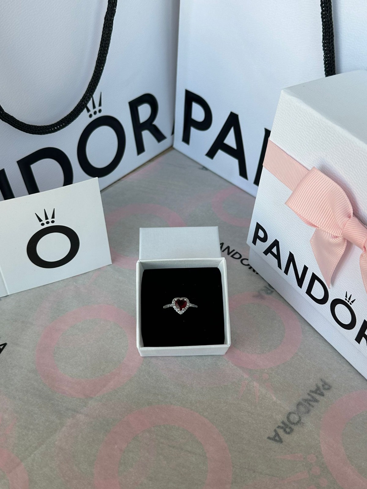 Pandora kutuda ÇELİK kalp ciddi ilişki yüzüğü ayarlanabilir - kırmızı