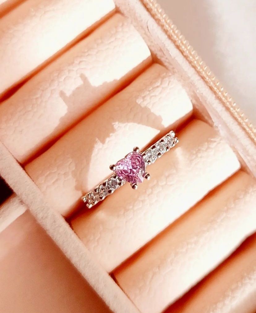 Çelik Minimal Kalp Yüzük Pembe