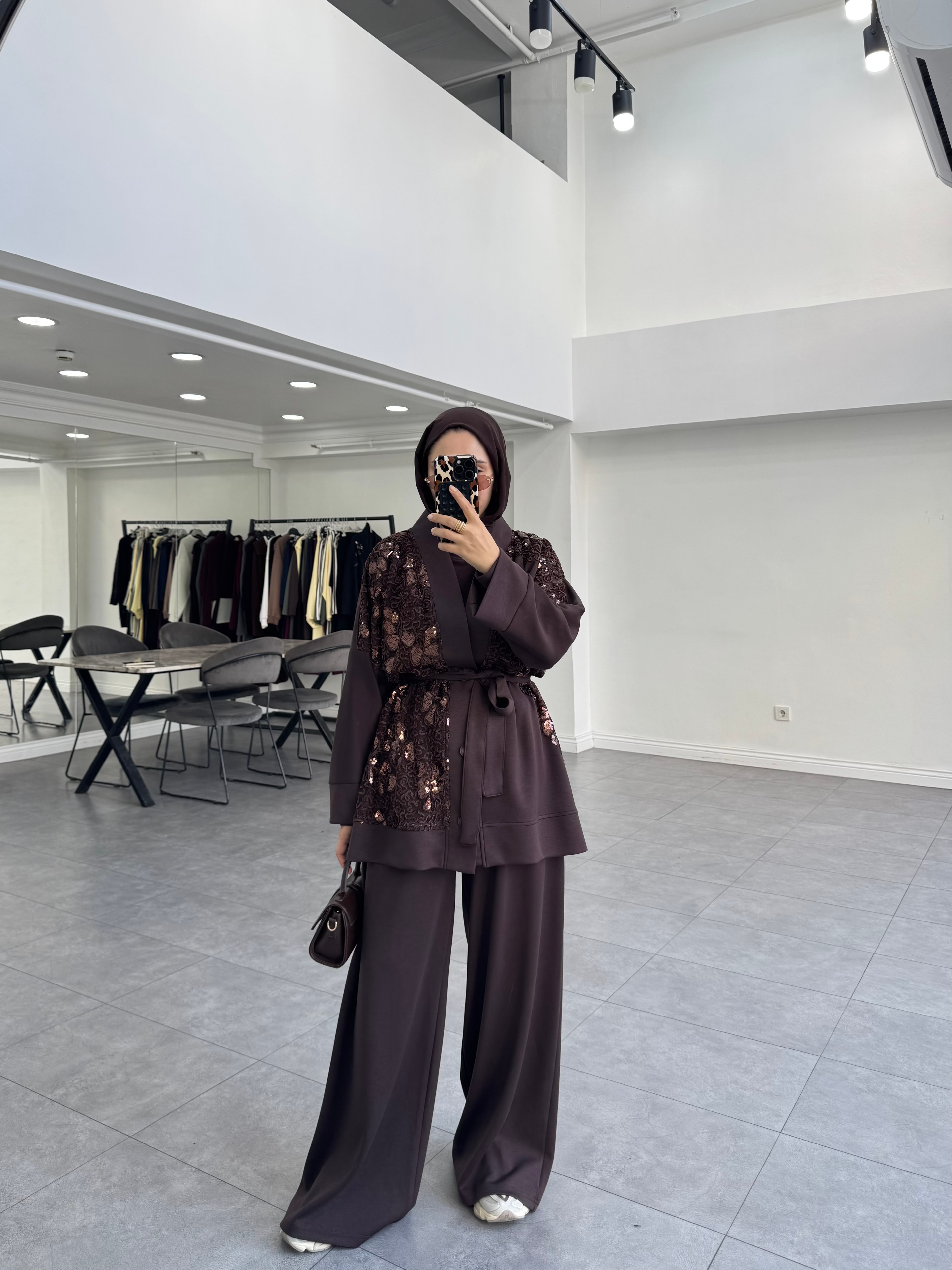  Herri Üçlü Takım Kahverengi