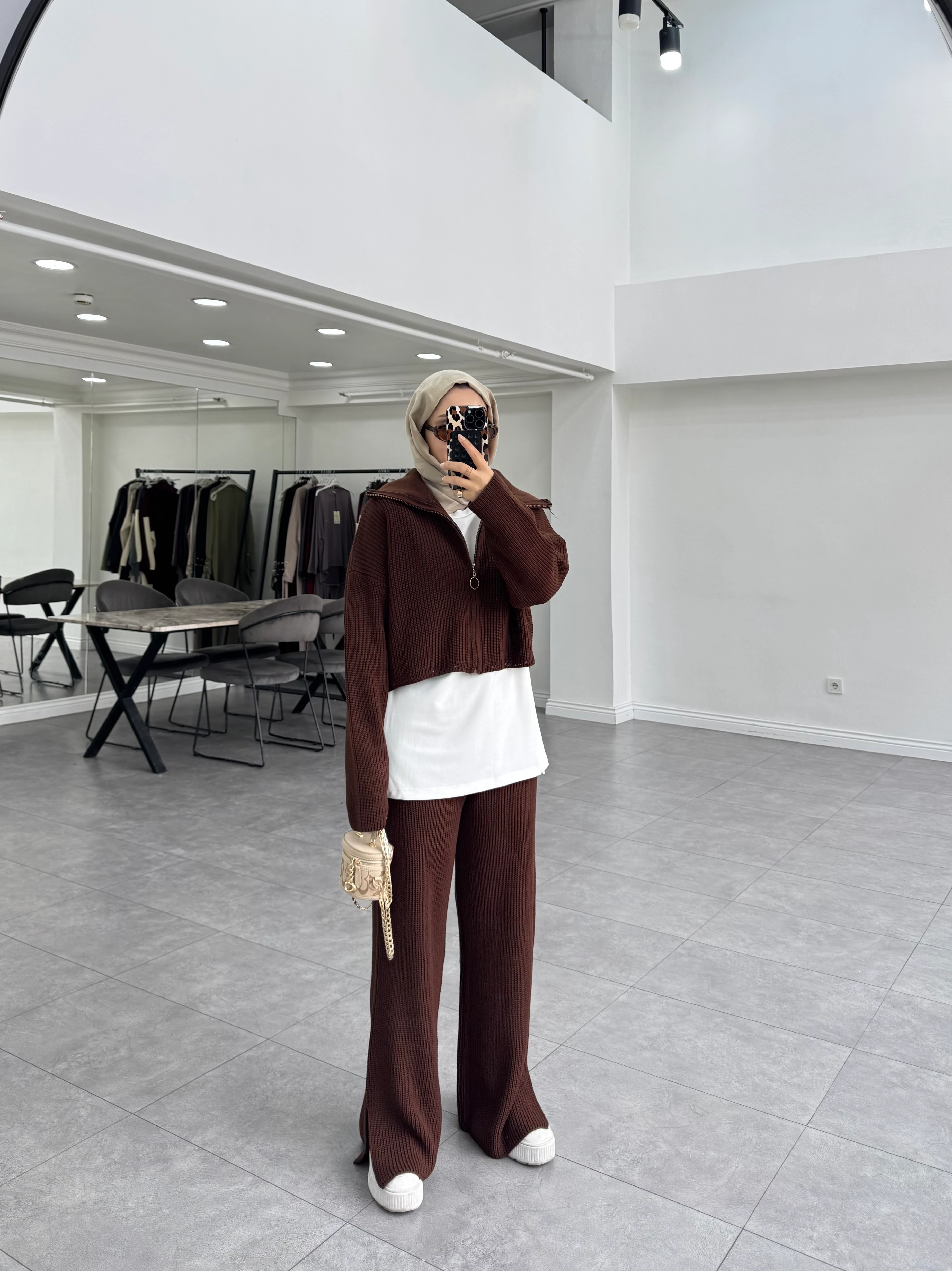 Tera Üçlü Triko Takım Kahverengi