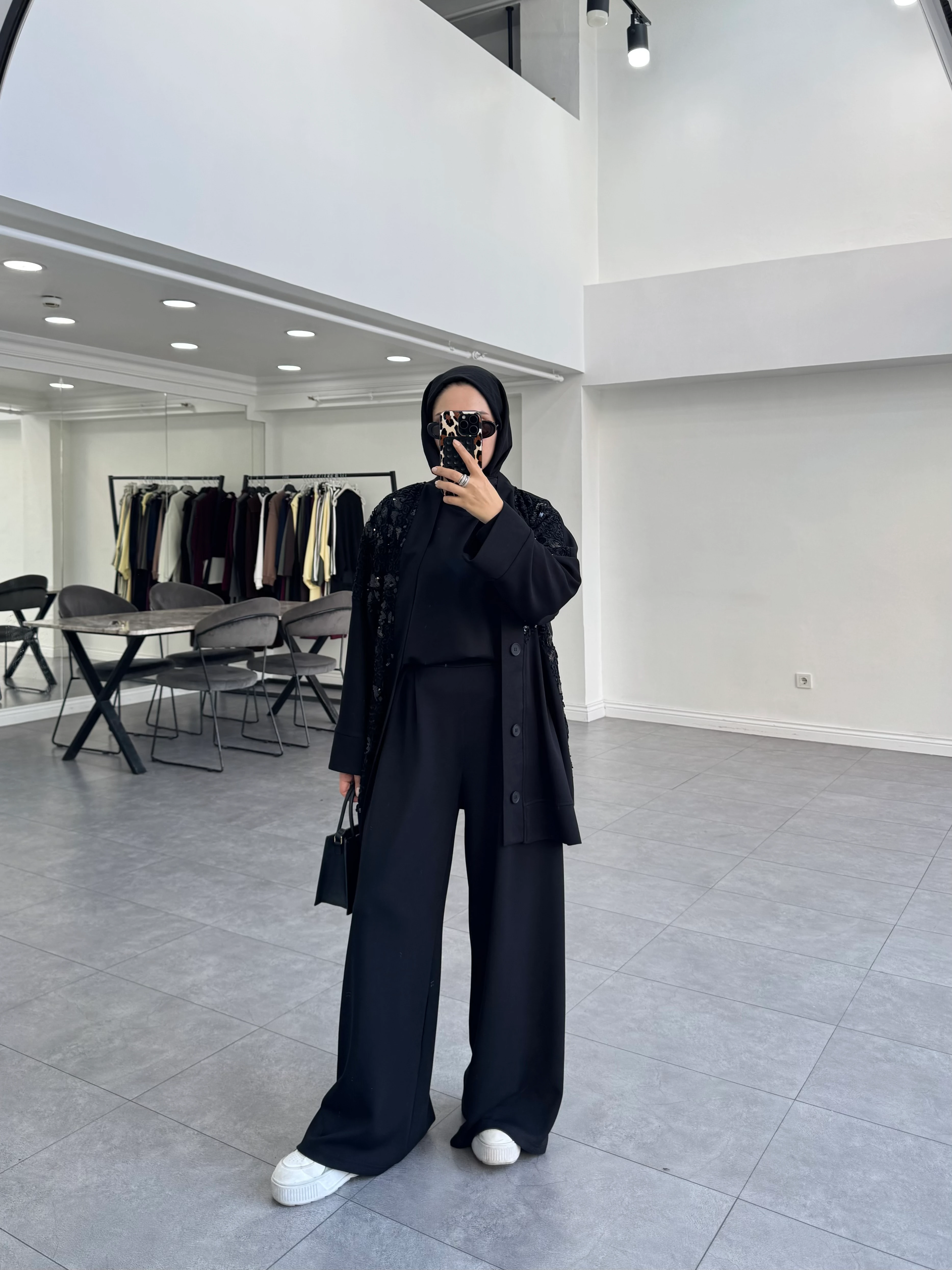 Herri Üçlü Takım Siyah