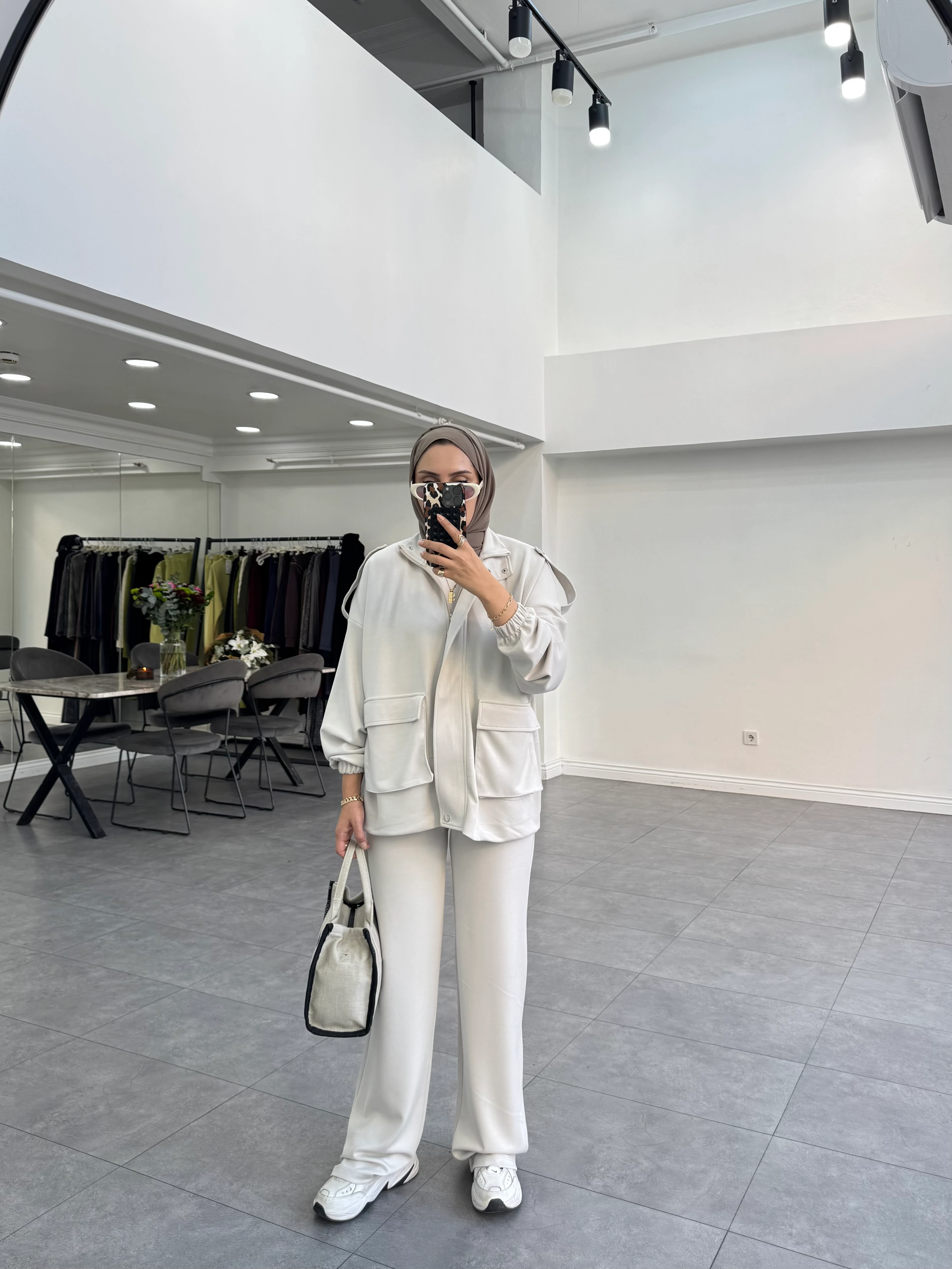 Yasi İkili Takım Taş