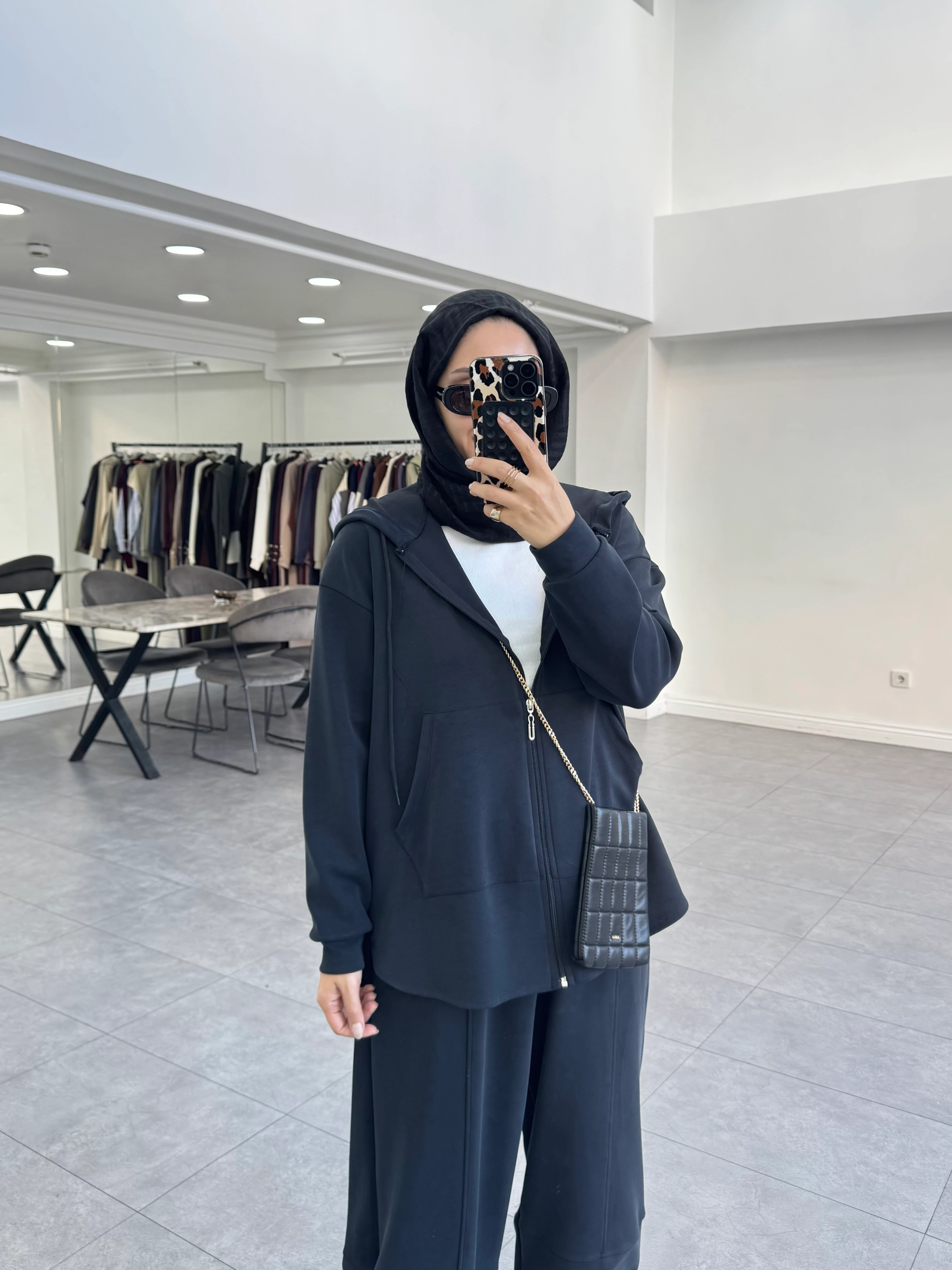 Olya İkili Takım Siyah