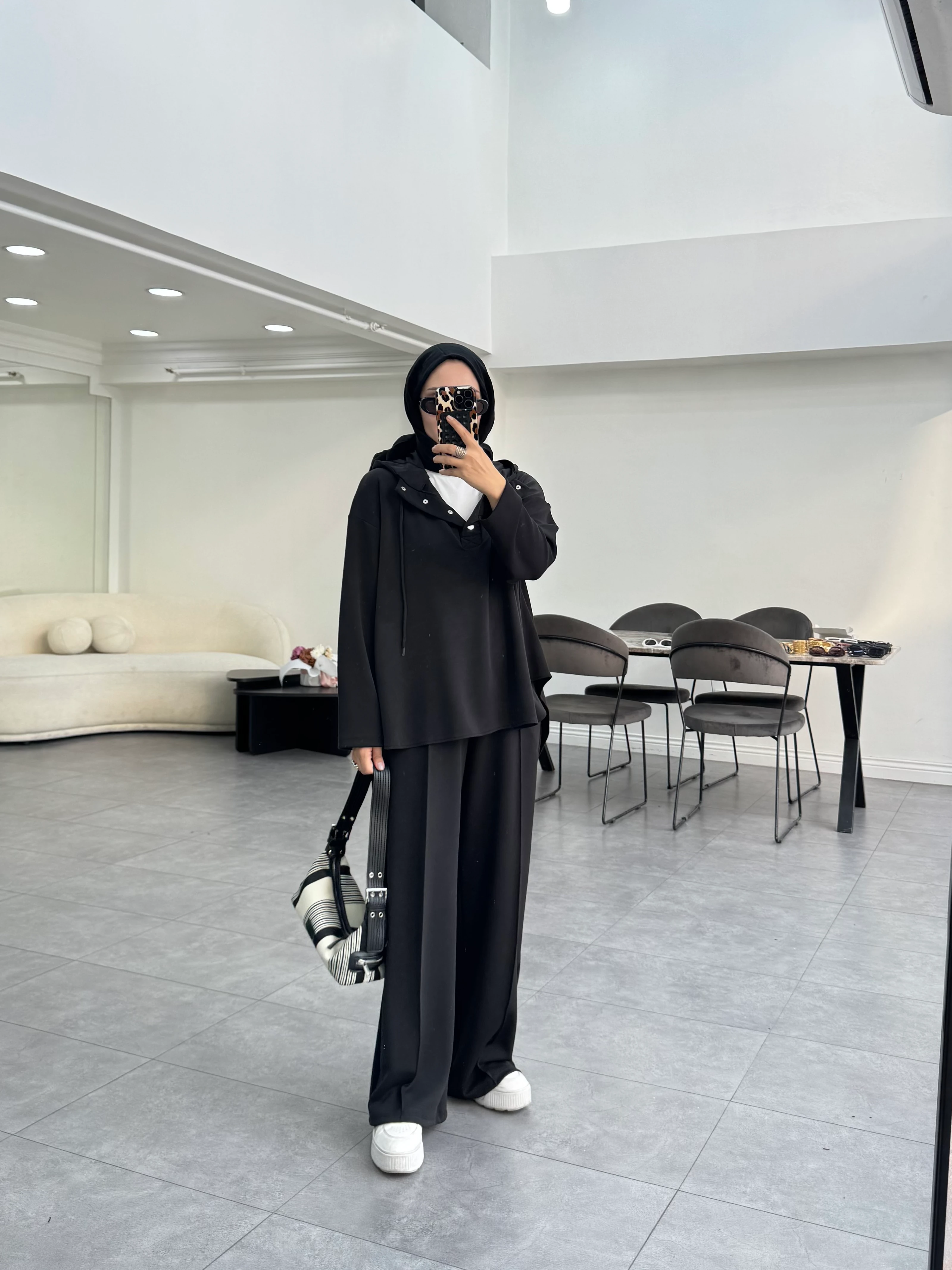 Adosta İkili Takım Siyah