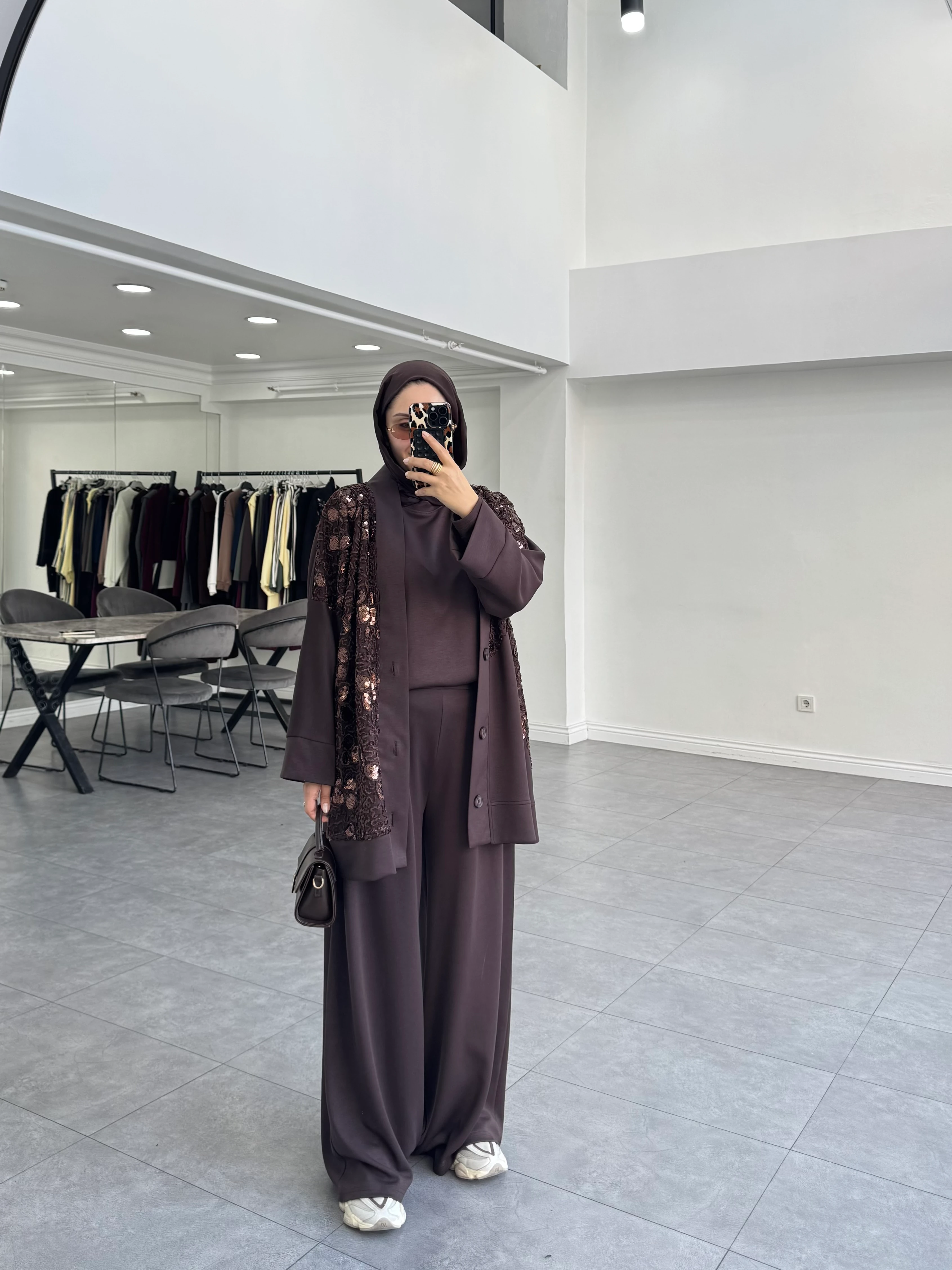  Herri Üçlü Takım Kahverengi