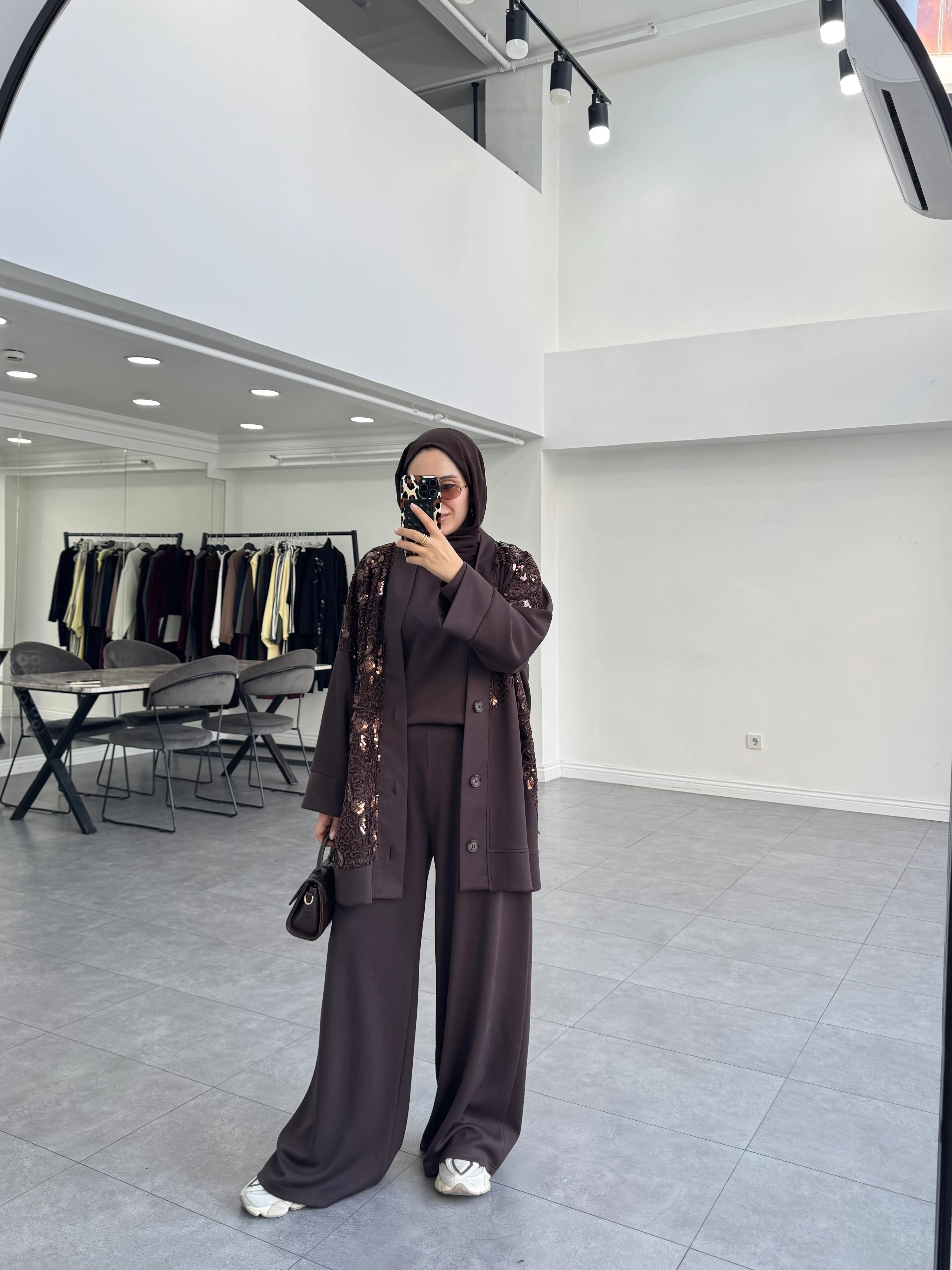  Herri Üçlü Takım Kahverengi