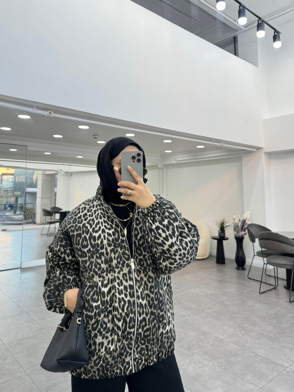 Leopar Kapitone Mont