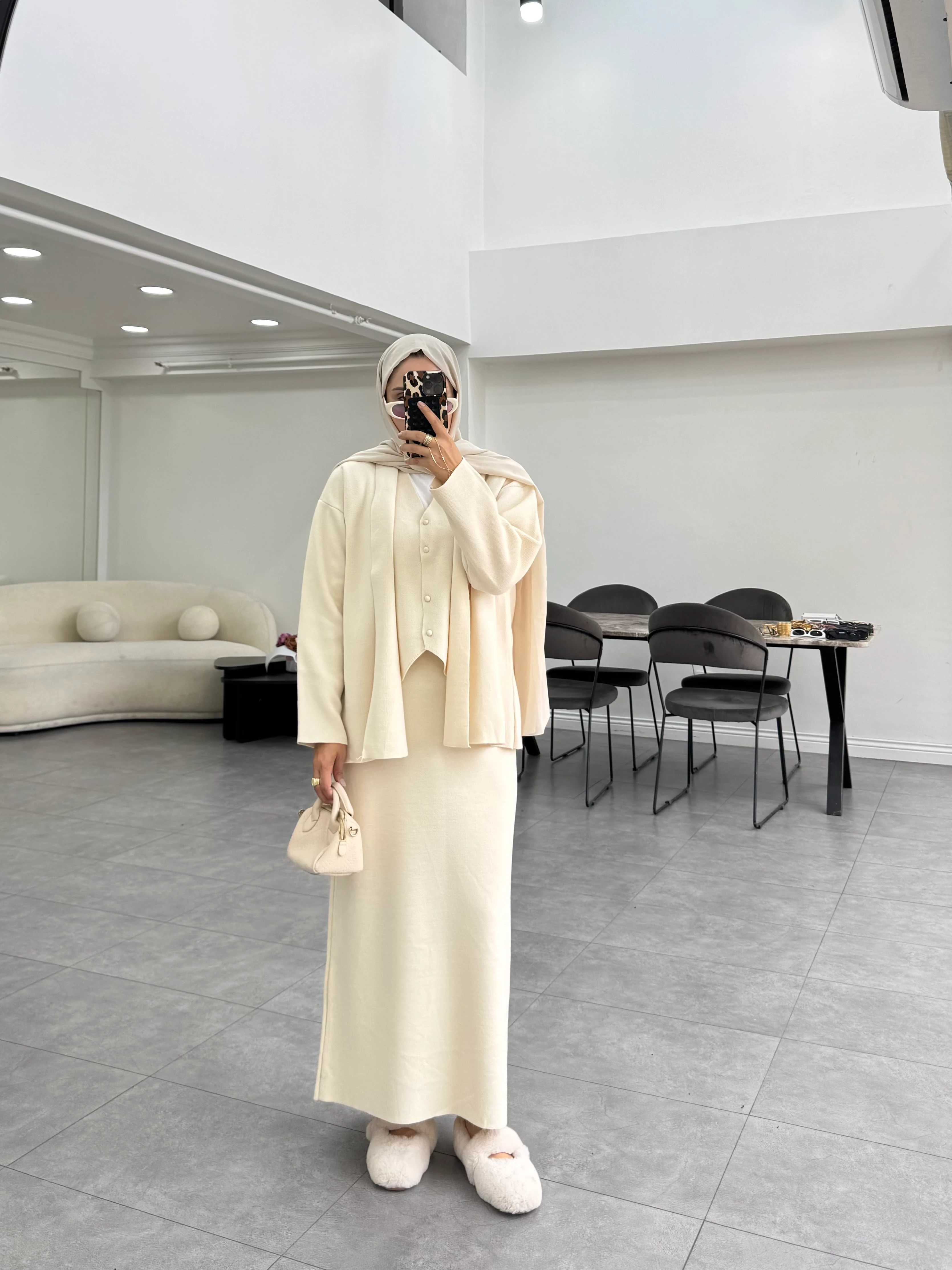 Pessa Üçlü Takım Taş