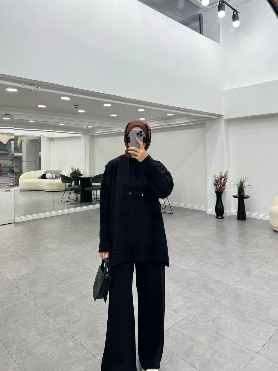 Sela Siyah İkili Triko Takım