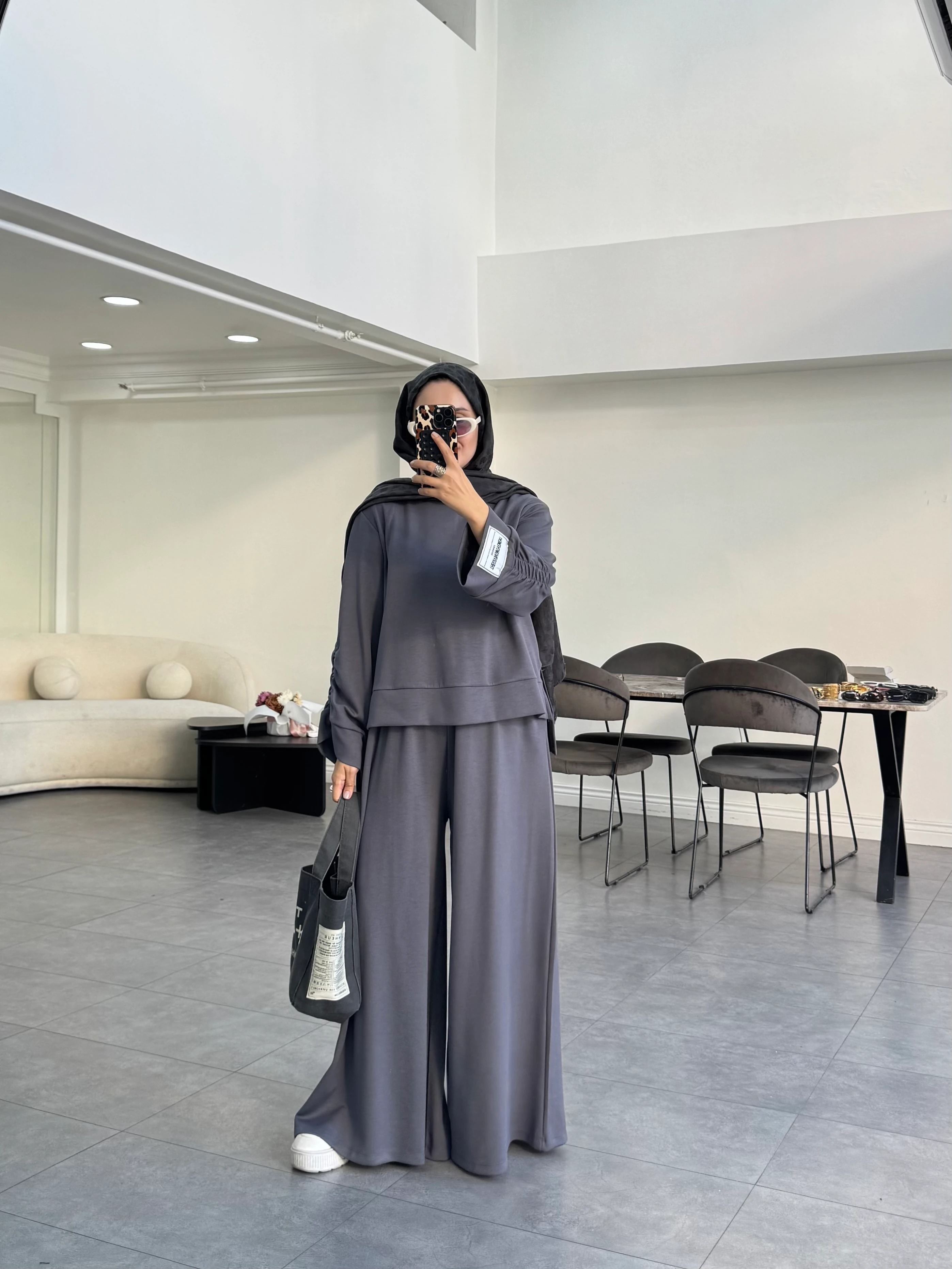 Cerva İkili Takım Antrasit