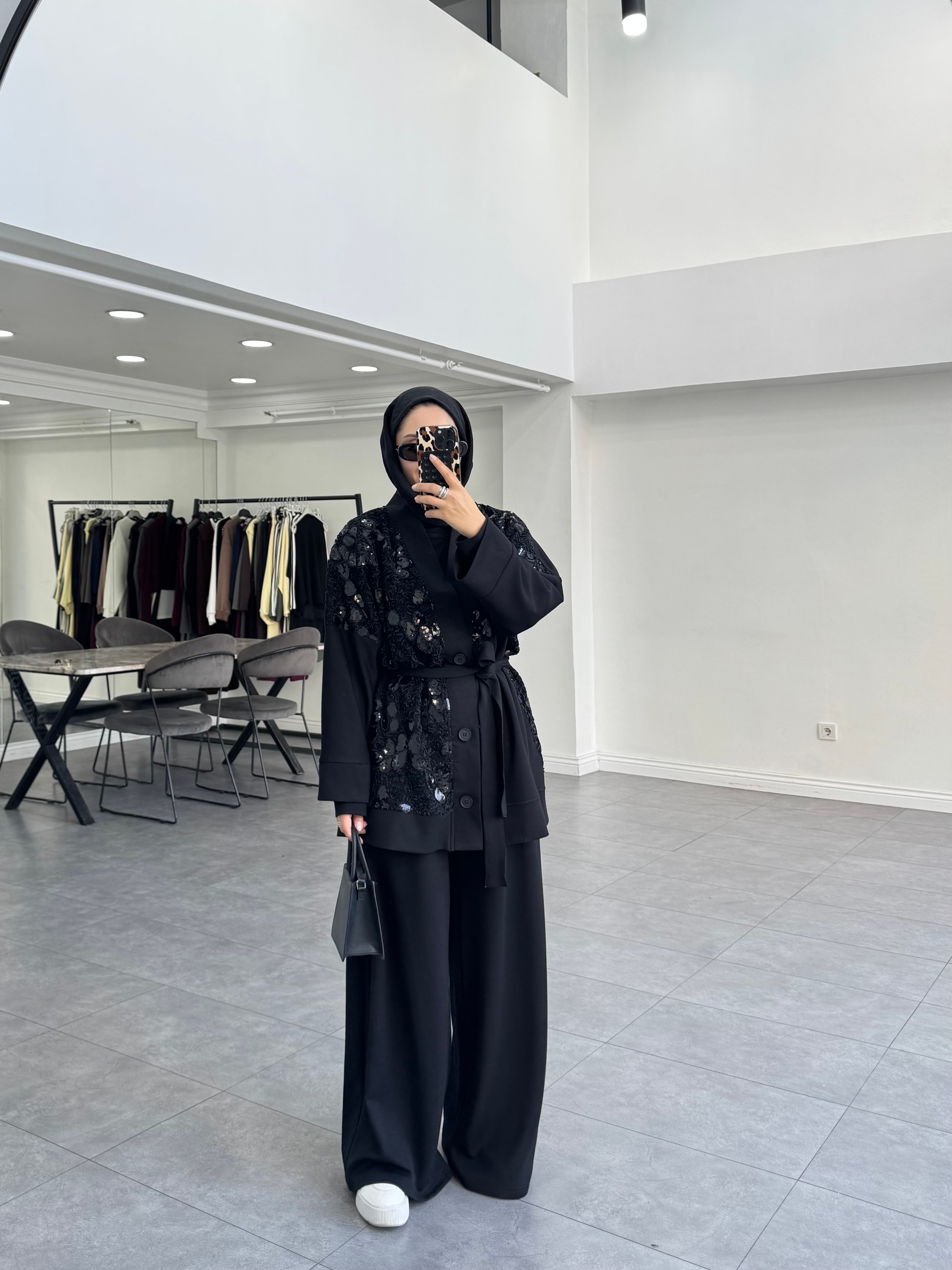 Herri Üçlü Takım Siyah