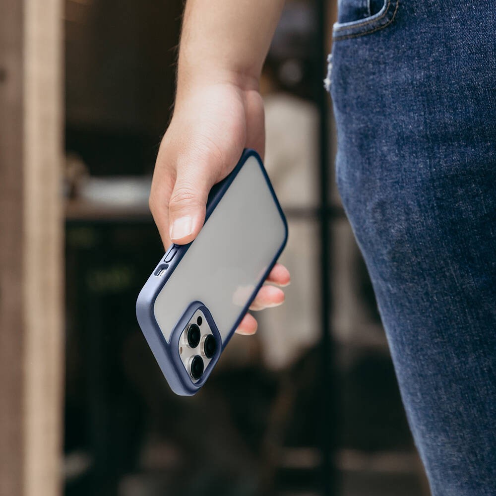 iPhone 14 Pro Max Kılıf Ultra İnce Şok Önleyicili Lisanslı Switcheasy Aero Plus Kılıf