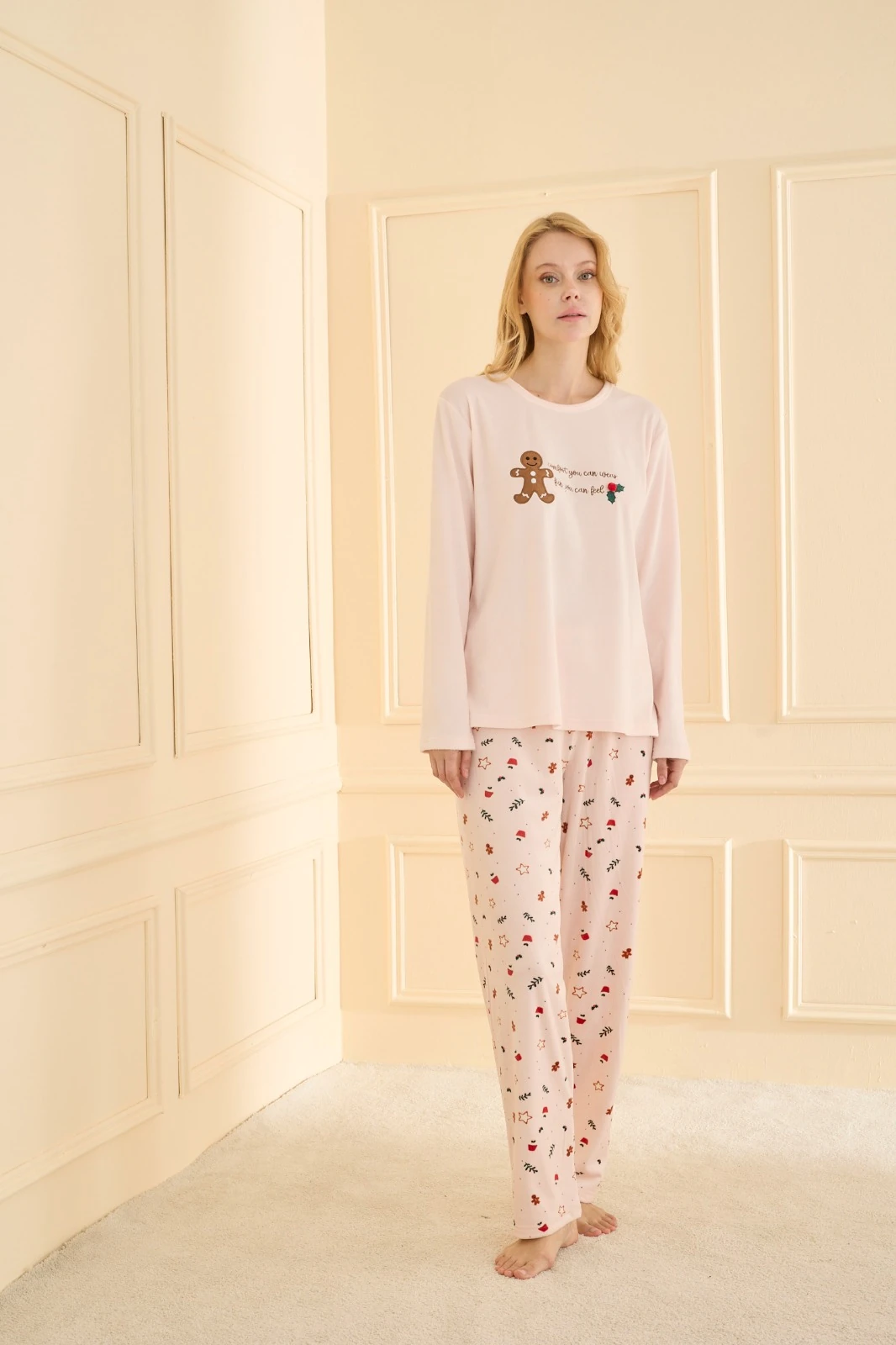 Mihra 13313R1424 Kurabiye Desen Kadife Pijama Takımı