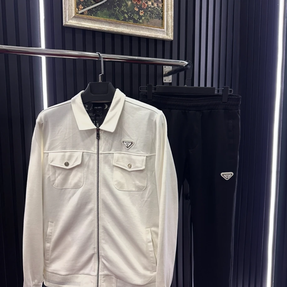 Prada Eşofman Takımı