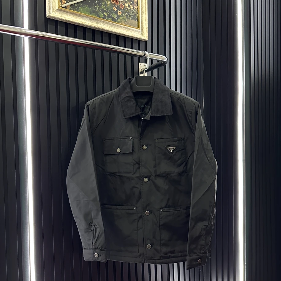 Prada Mevsimlik Mont