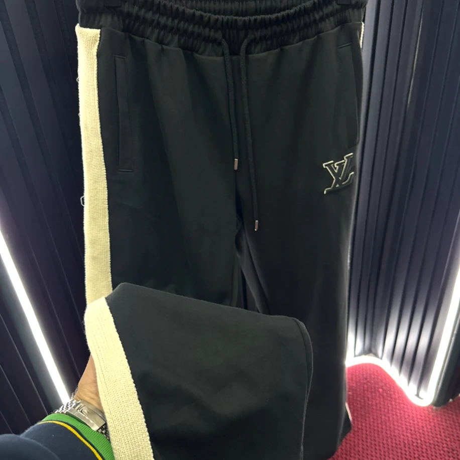 Louis Vuıtton Eşofman Takımı