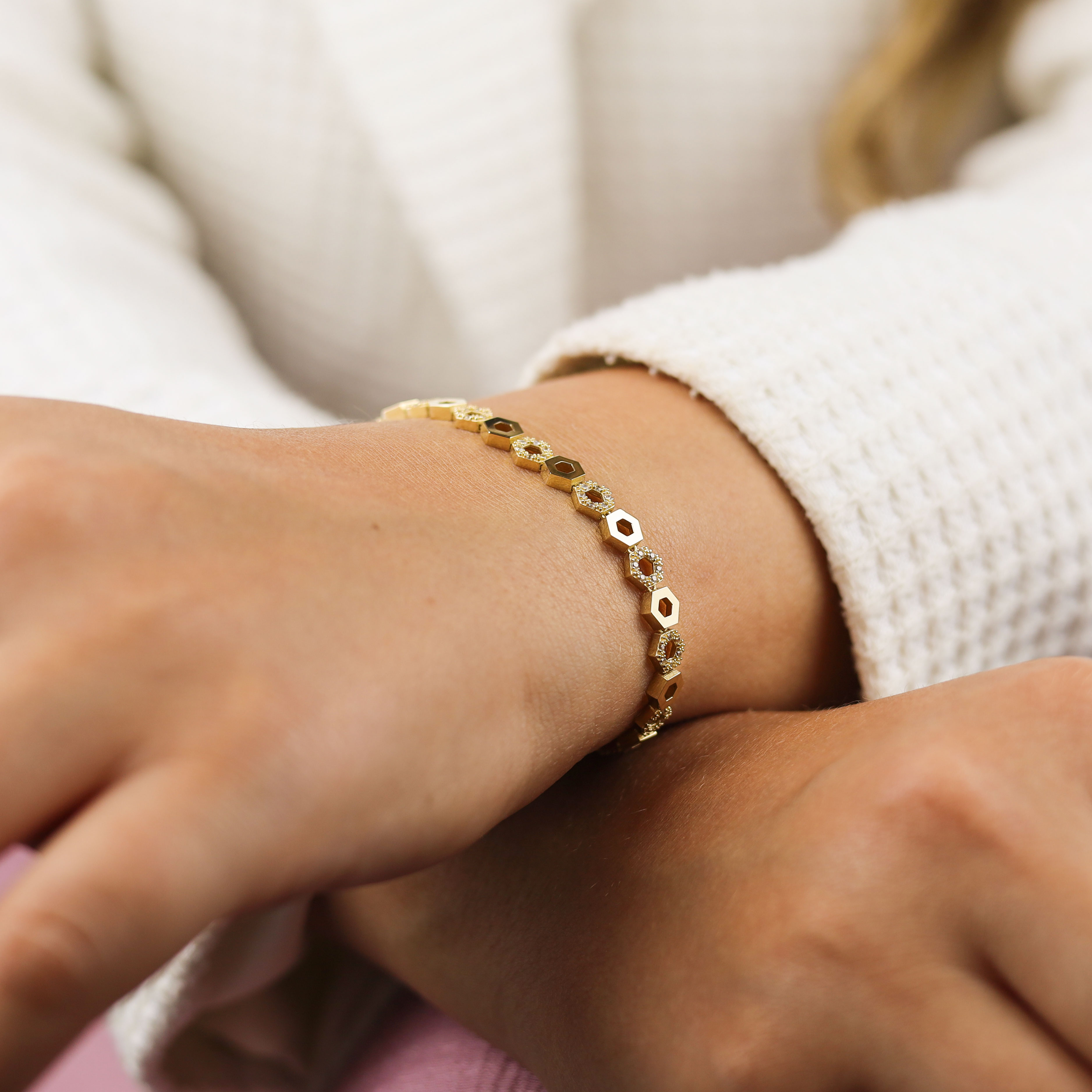 Altıgen Mono Bileklik