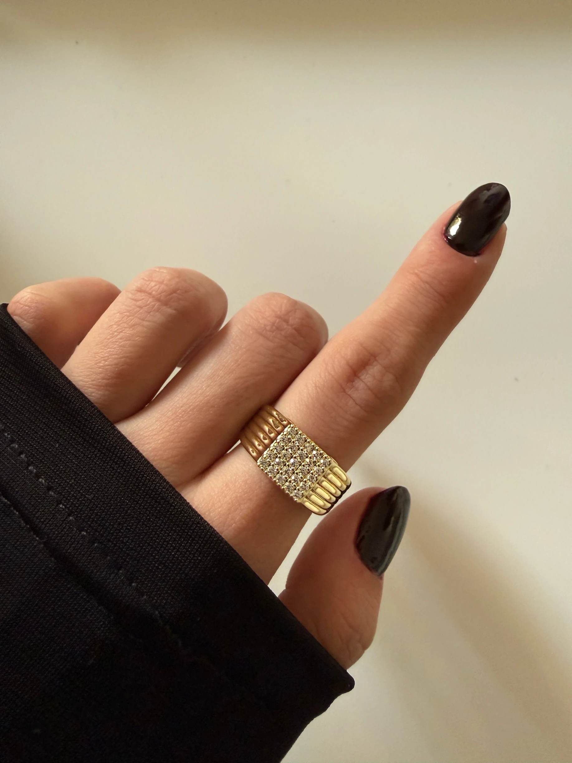 Zirkon taşlı plaka yüzük