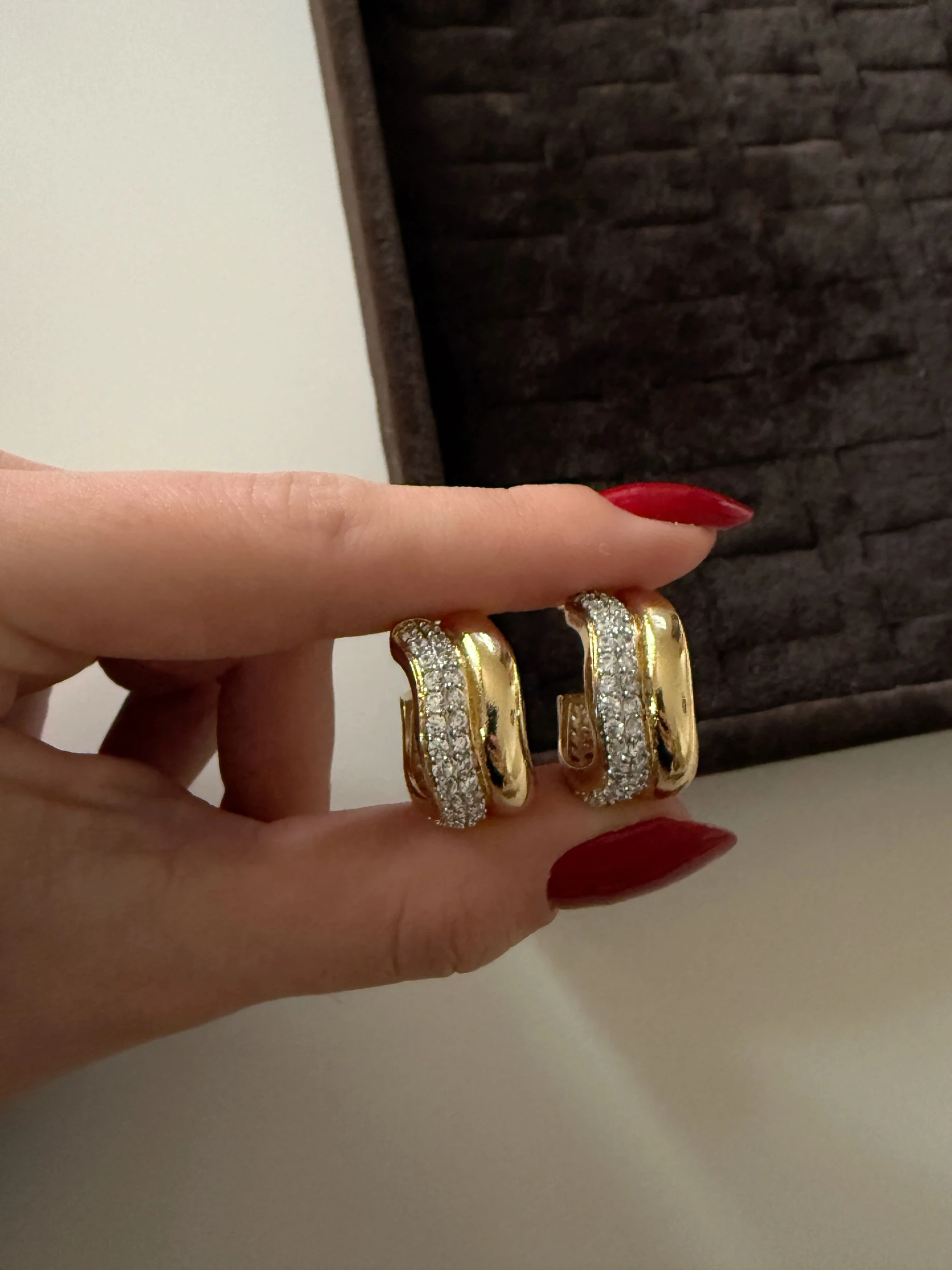 Mix yarım tombul küpe