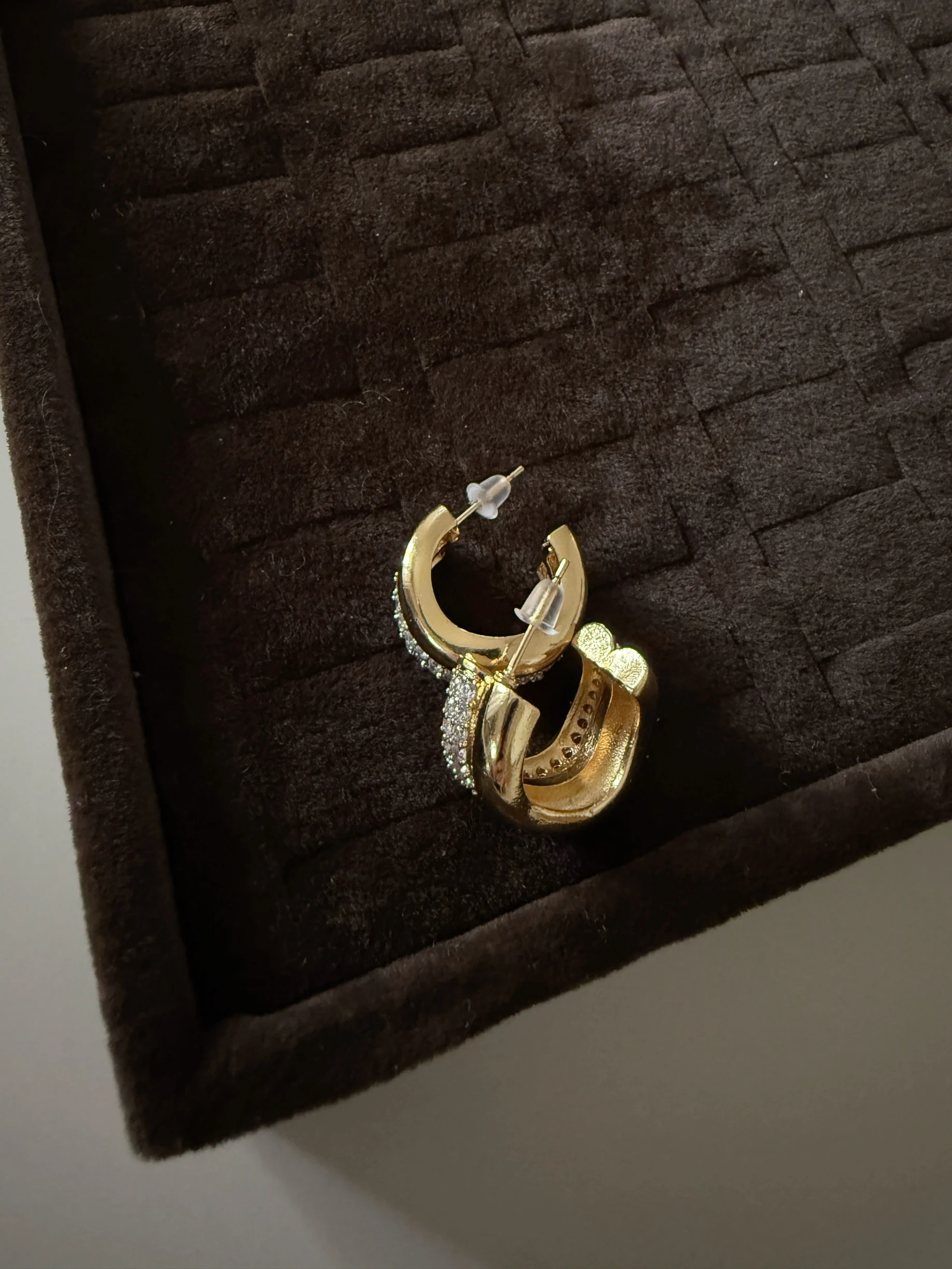 Mix yarım tombul küpe