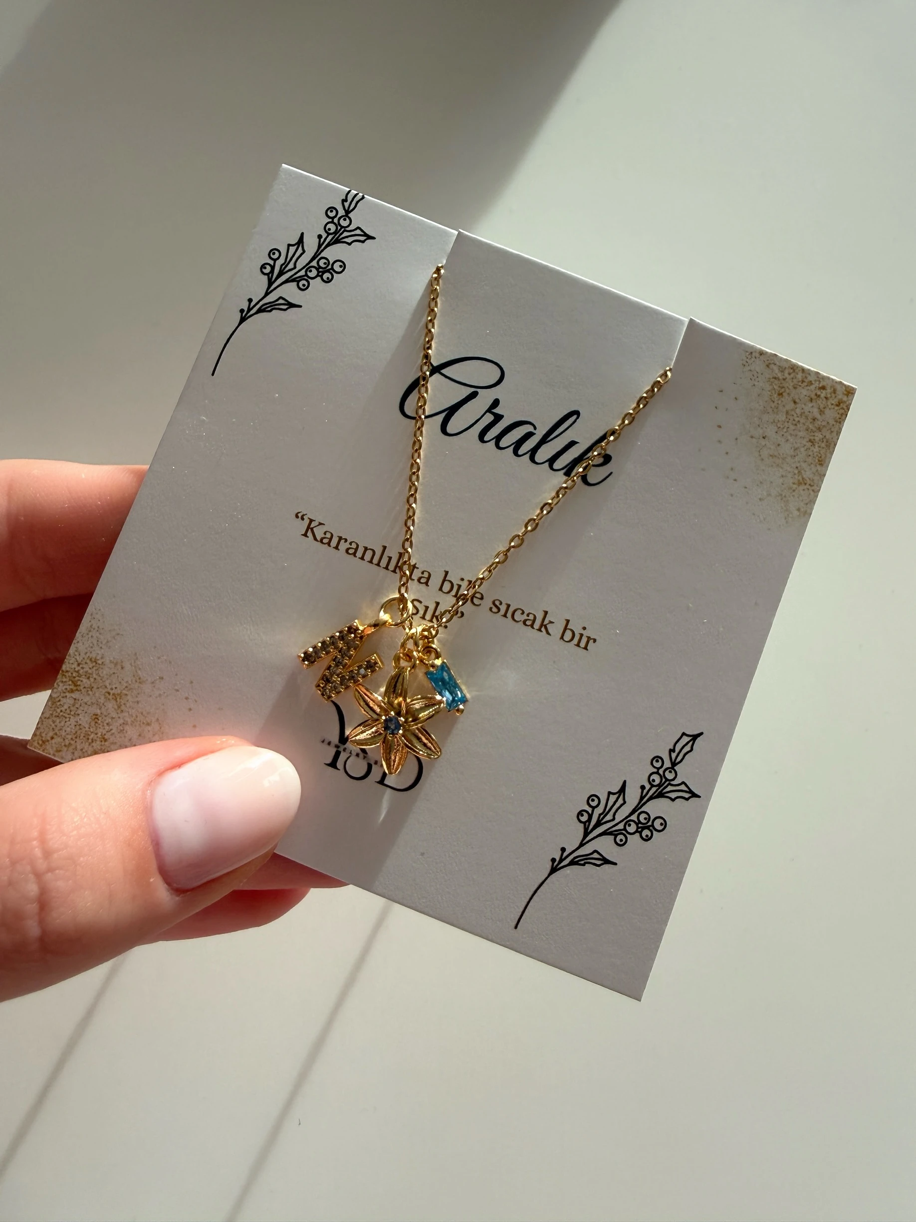 Doğum ayı çiçeği kolye | Aralık