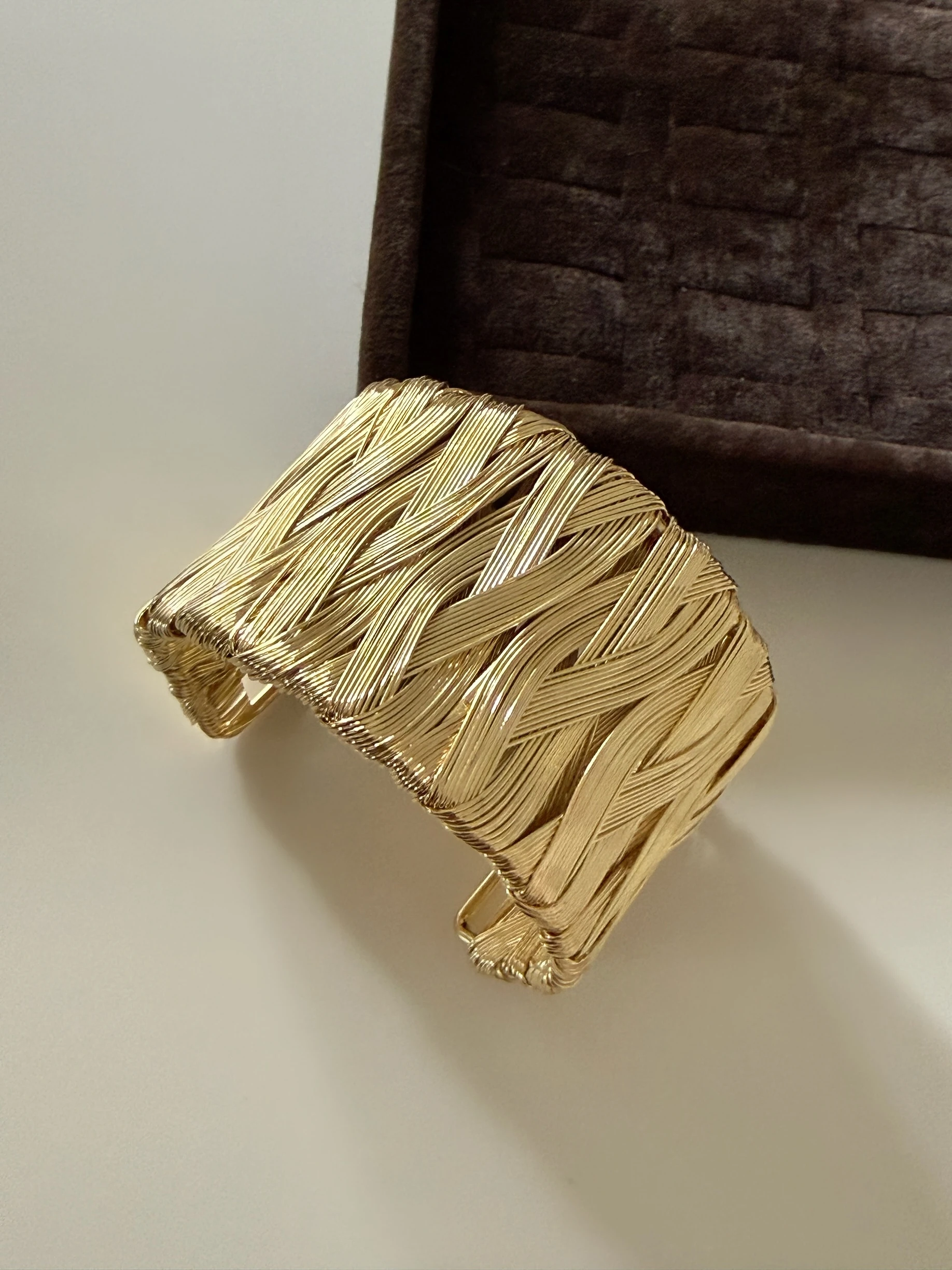 Çelik kalın sarmal kelepçe