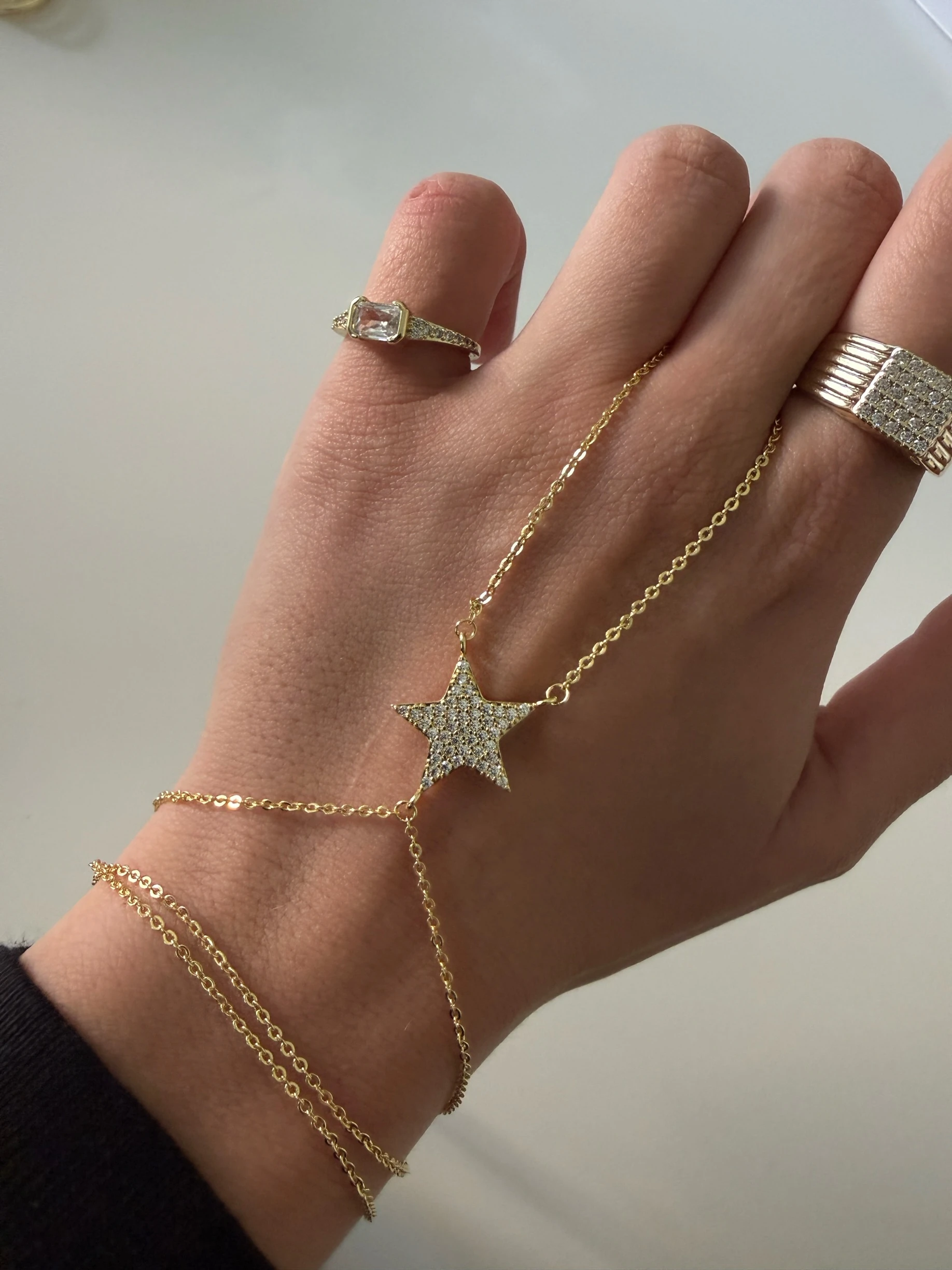 Taşlı yıldız şahmeran