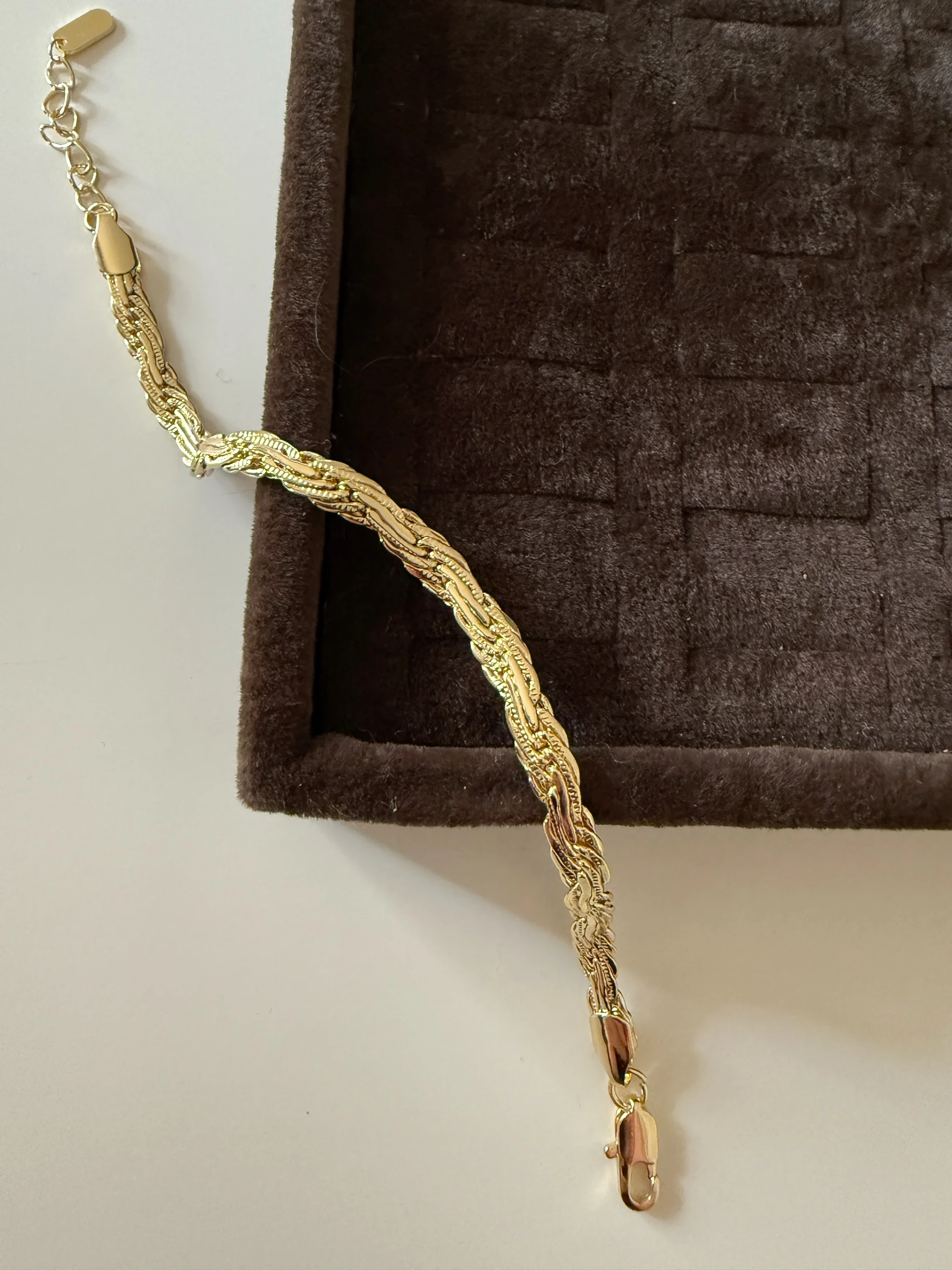 Basic örgü motif bileklik