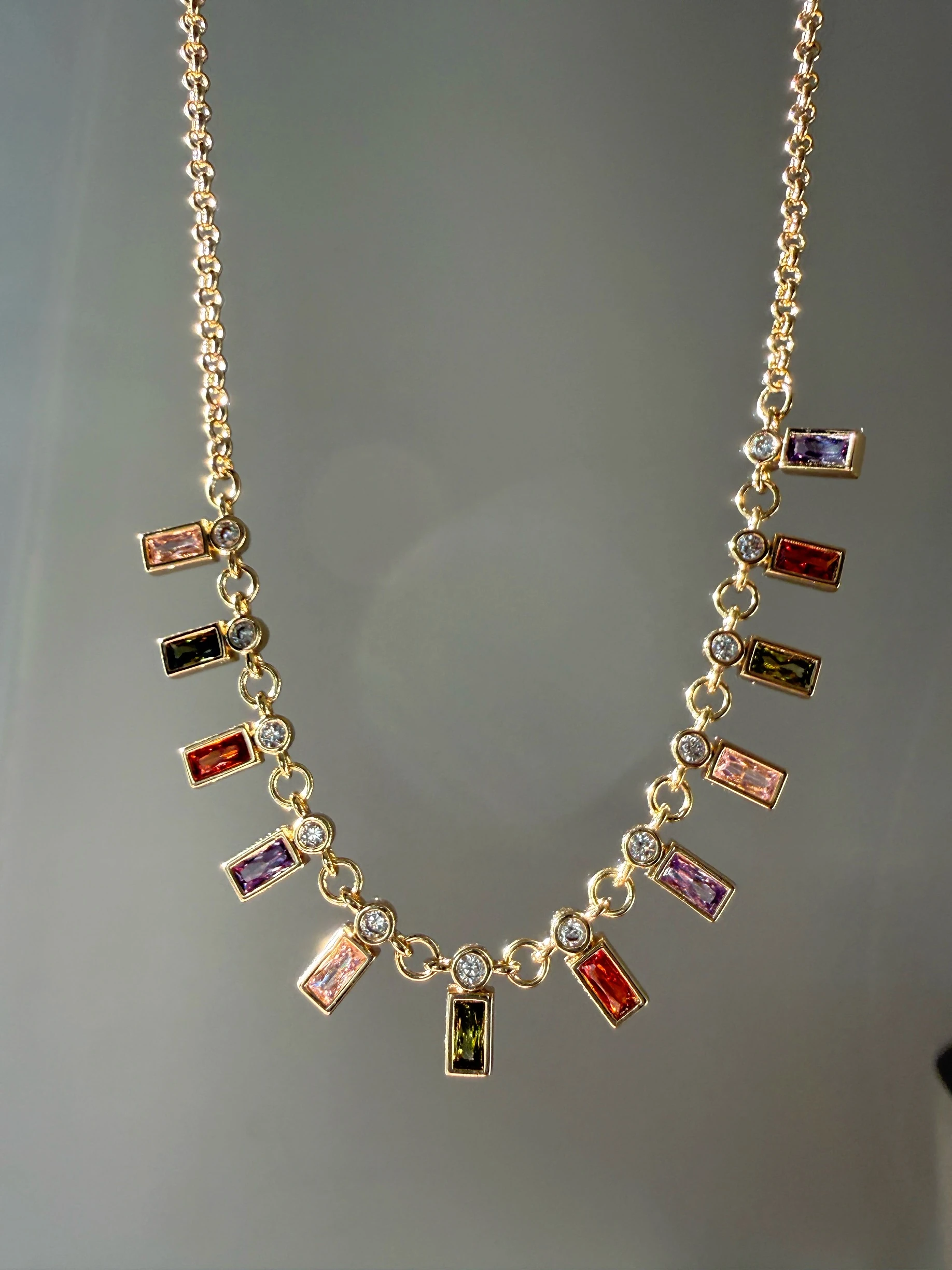 Xuping multicolor sallantılı baget kolye