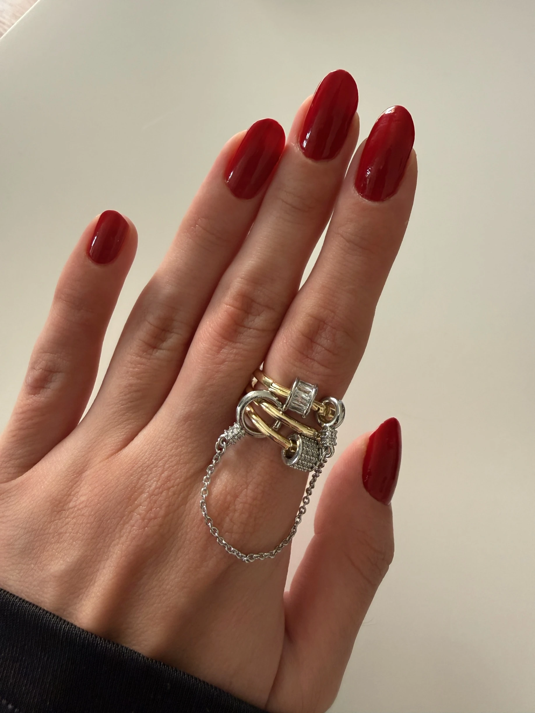 Mix sallantılı zincir charmlı yüzük