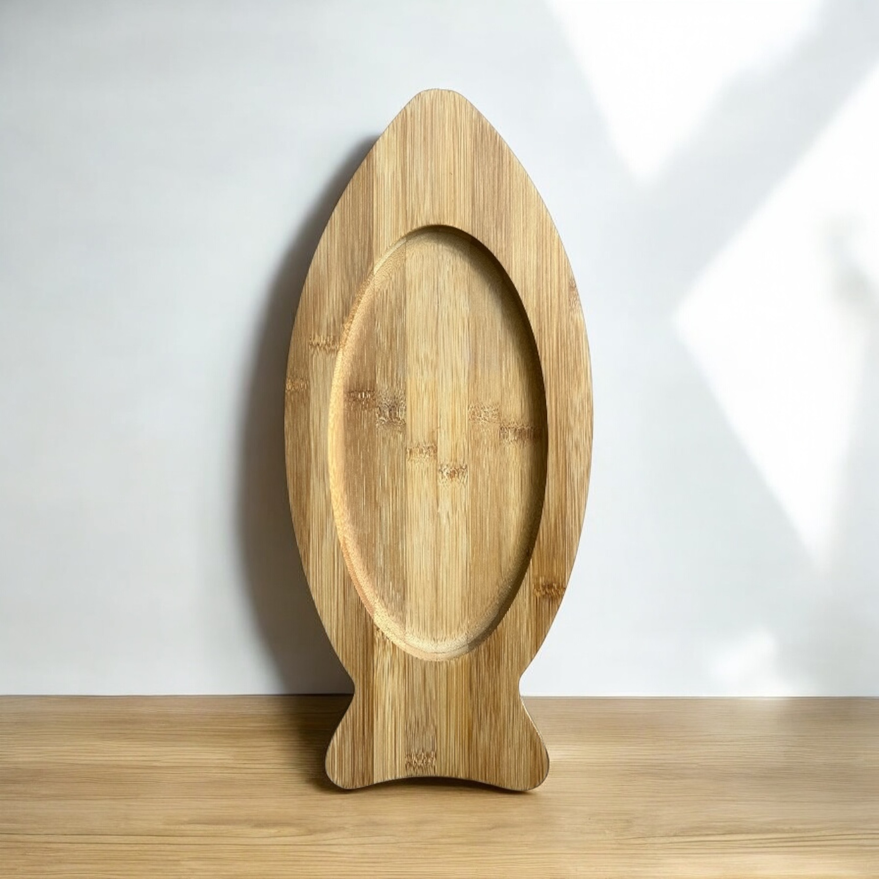 Handmade Bamboo Fish-Shaped Serving and Cutting Board – Elegant and Natural Serving Platter