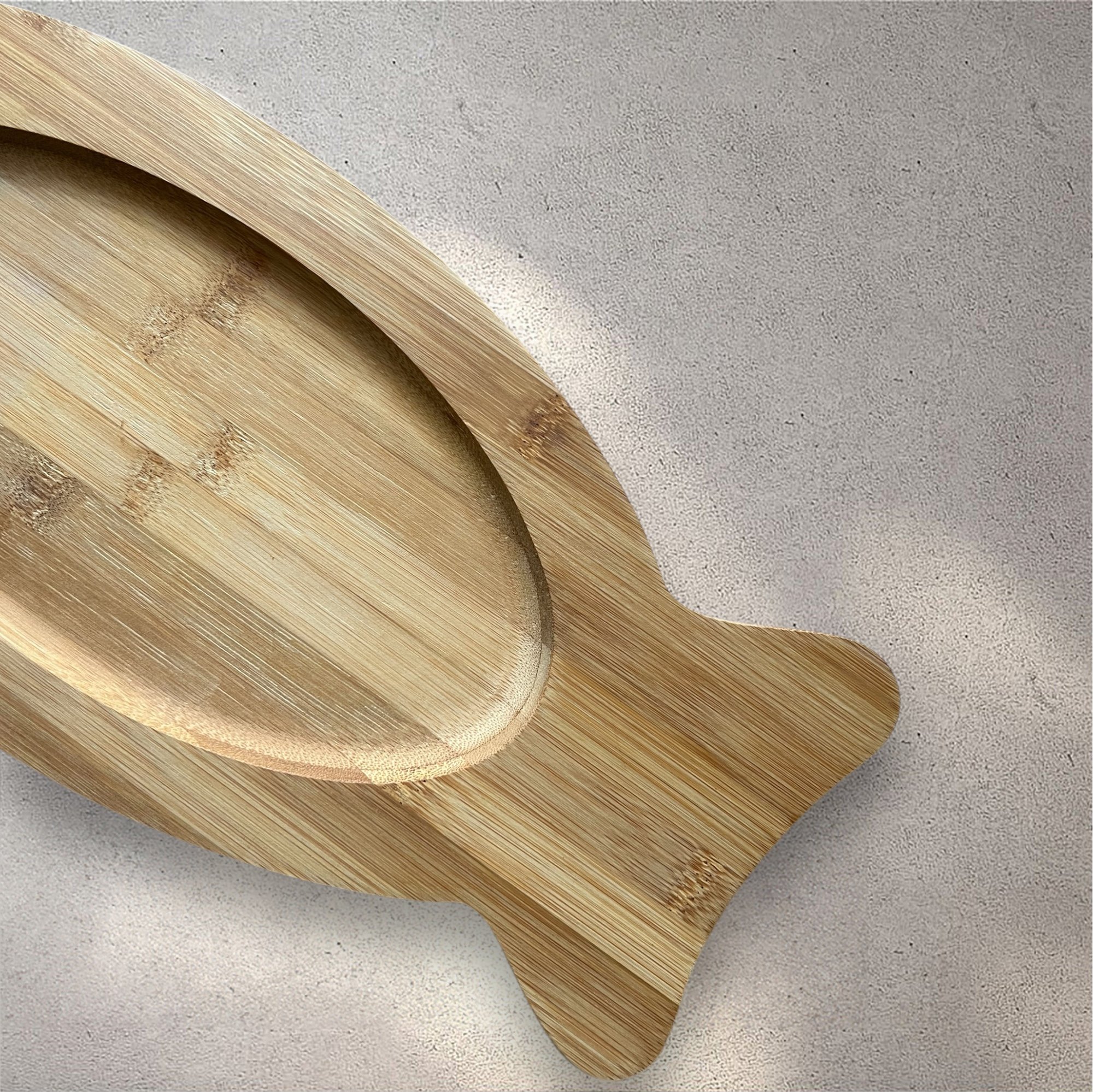 Handmade Bamboo Fish-Shaped Serving and Cutting Board – Elegant and Natural Serving Platter