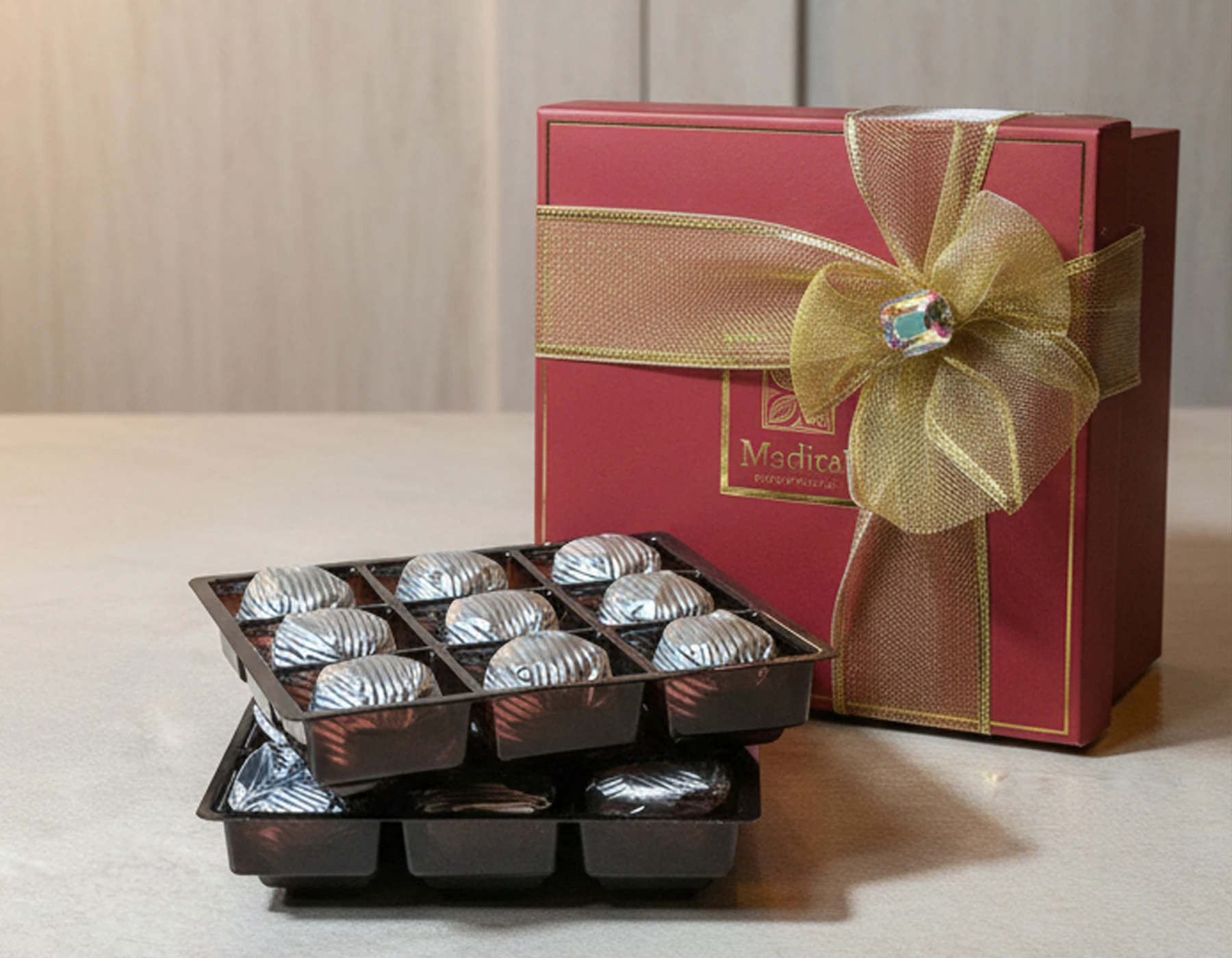 18'li Sargılı Çikolata Kutusu
